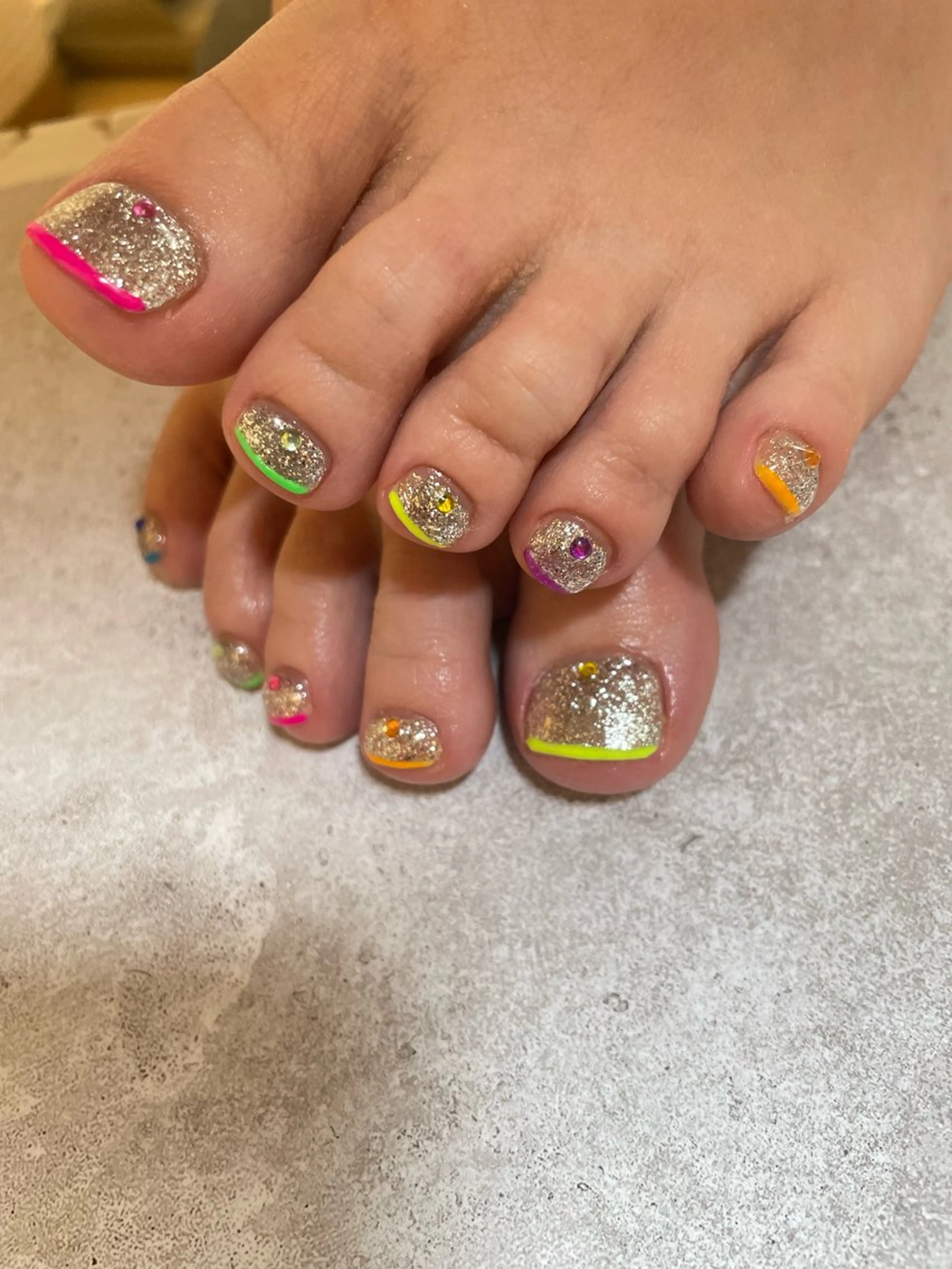 ネイル フットネイル ulu🌼 nanaのネイルデザイン