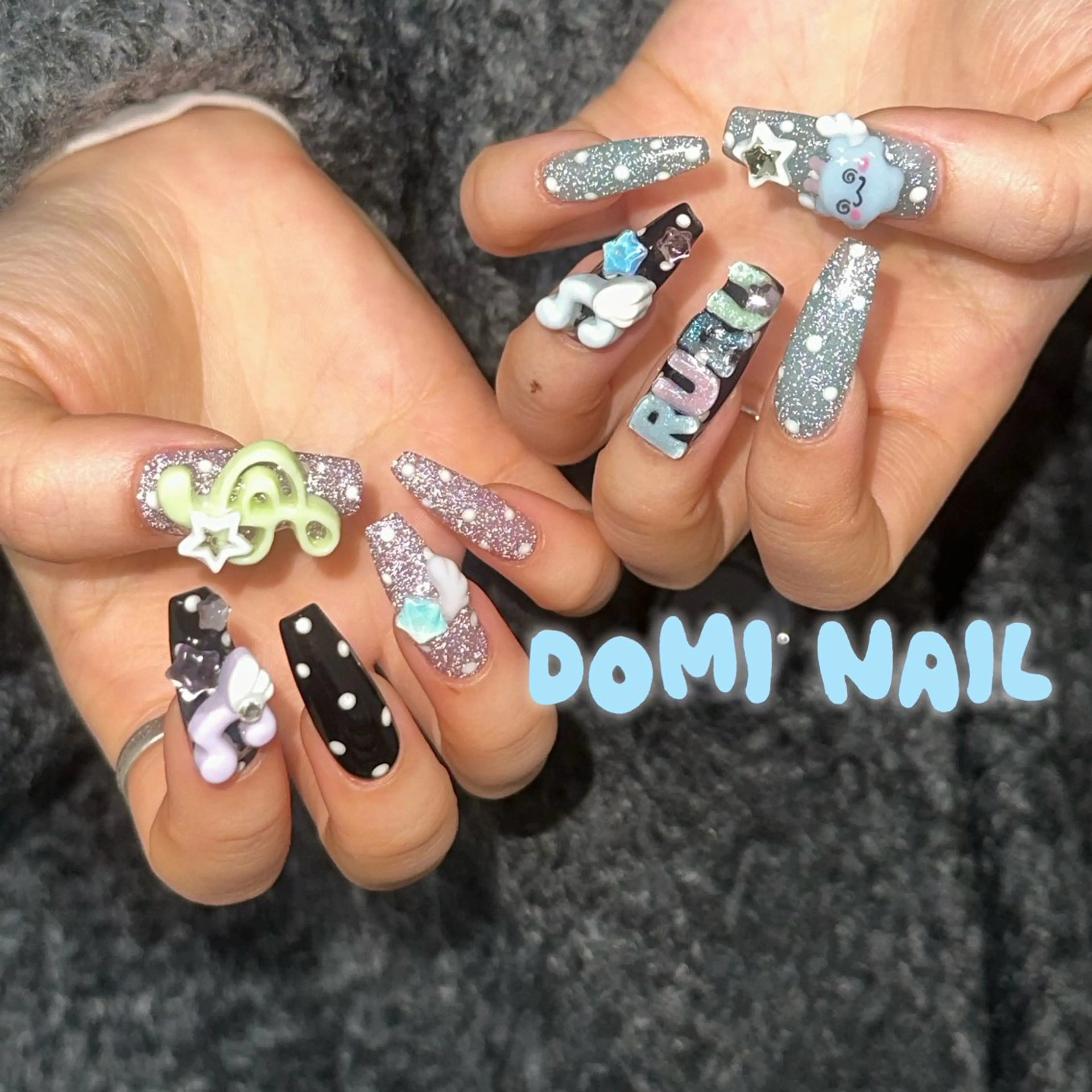ネイル 持ち込み ハンドネイル 渋谷 Domi Nailのネイルデザイン