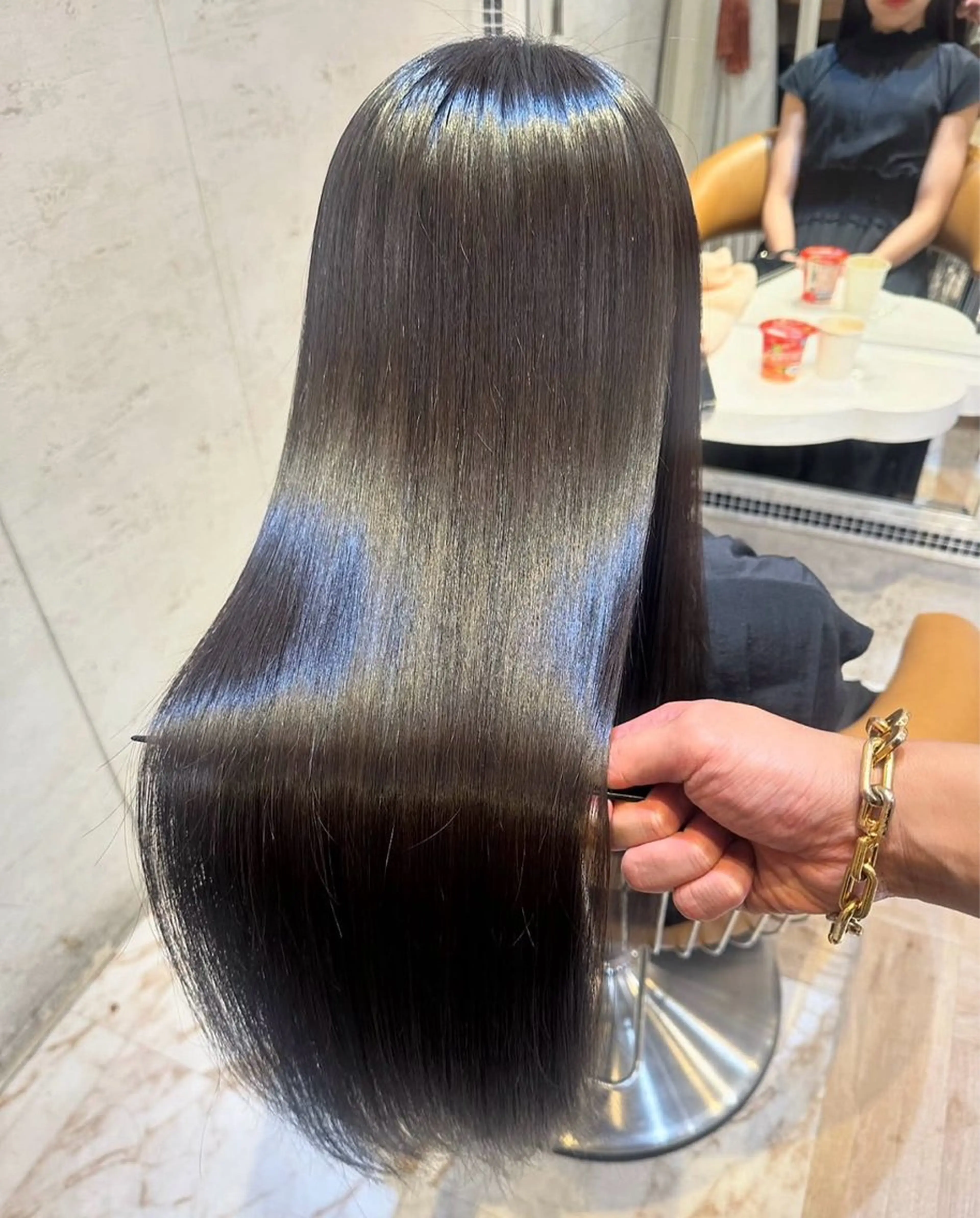 🍎縮毛矯正➕1stepトリートメントの写真