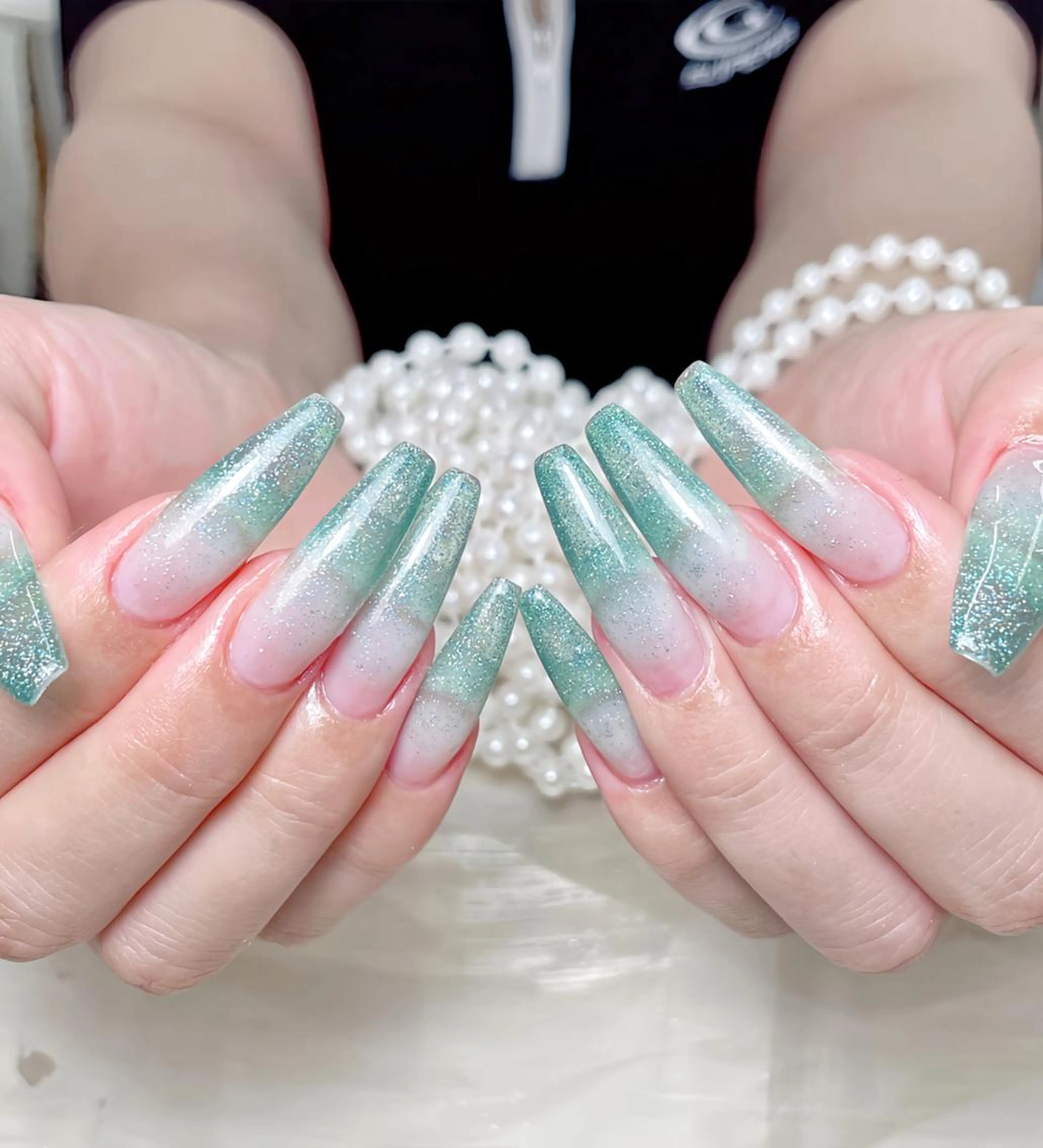 ネイル queensnail 🧸mikaのネイルデザイン