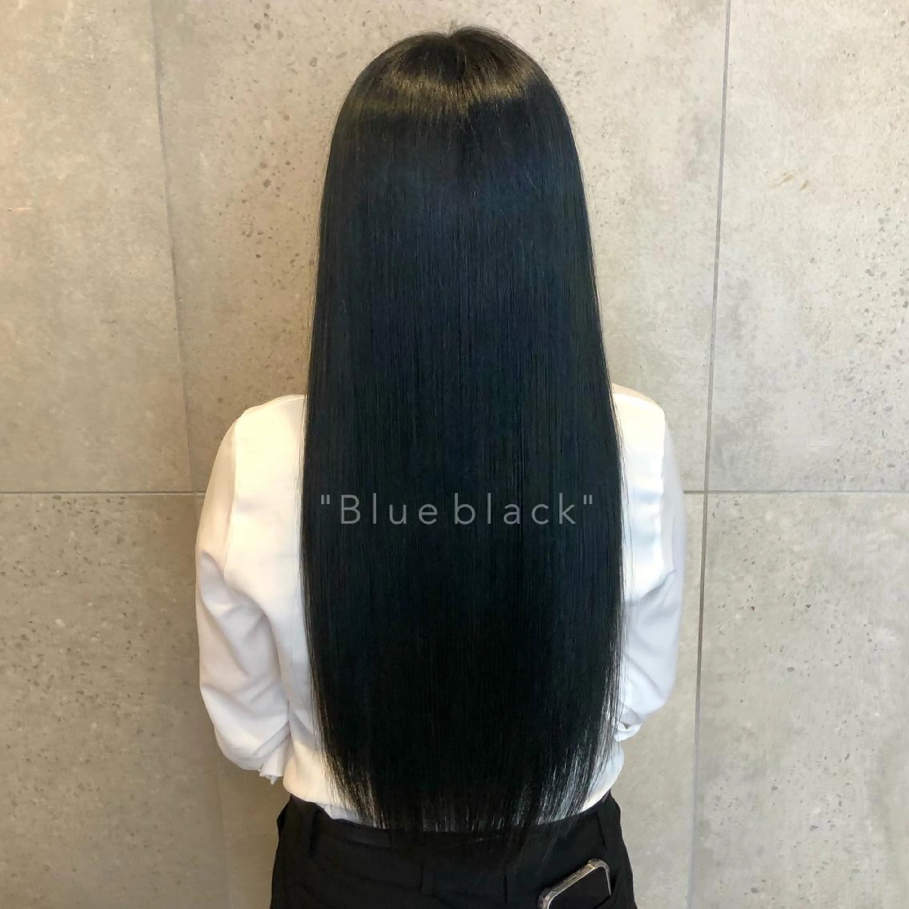 ロング カラー 黒髪 ブルーカラー ブルーブラック カット ヘアカラー トリートメント レイヤーカット／ 髪質改善✨山中優のヘアスタイル