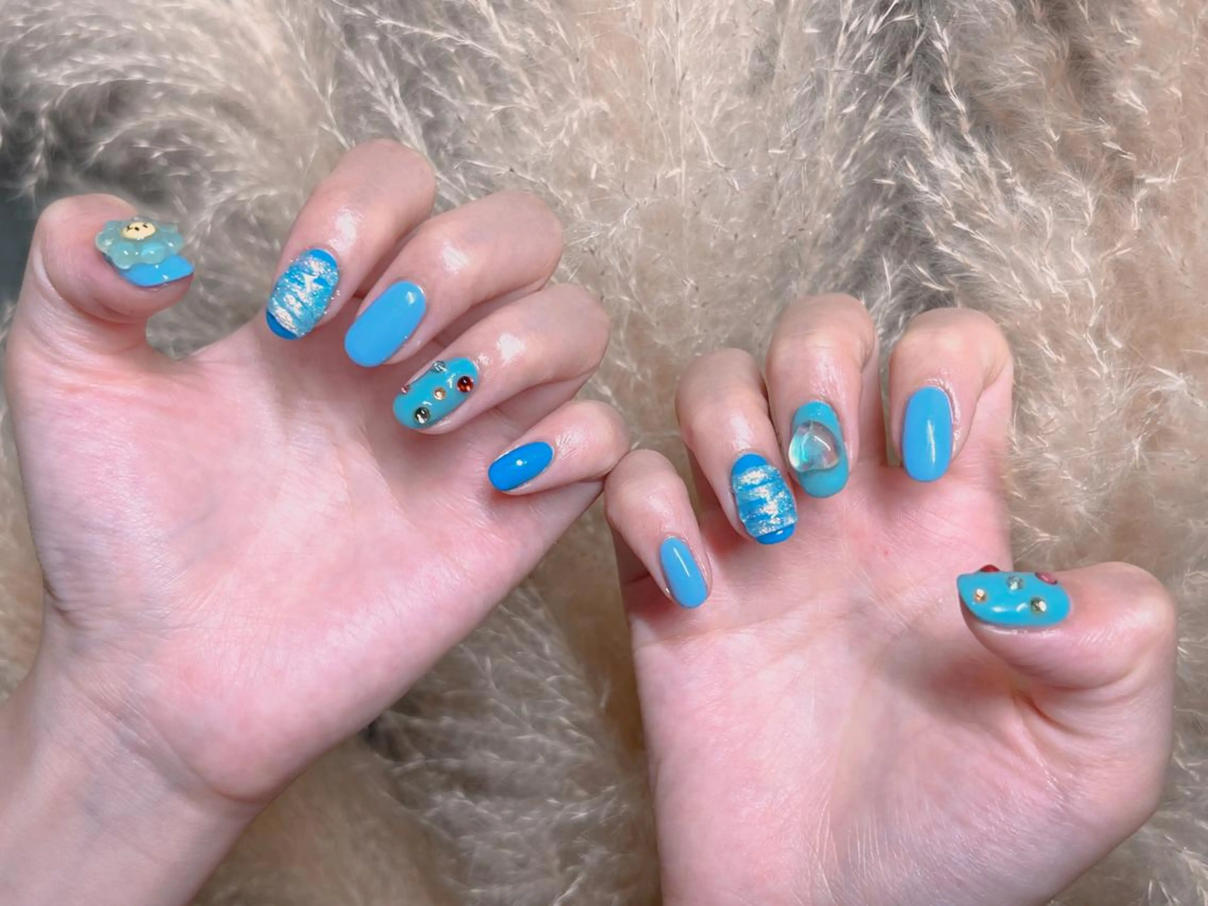 ネイル lucky nail 歌舞伎町のネイルデザイン