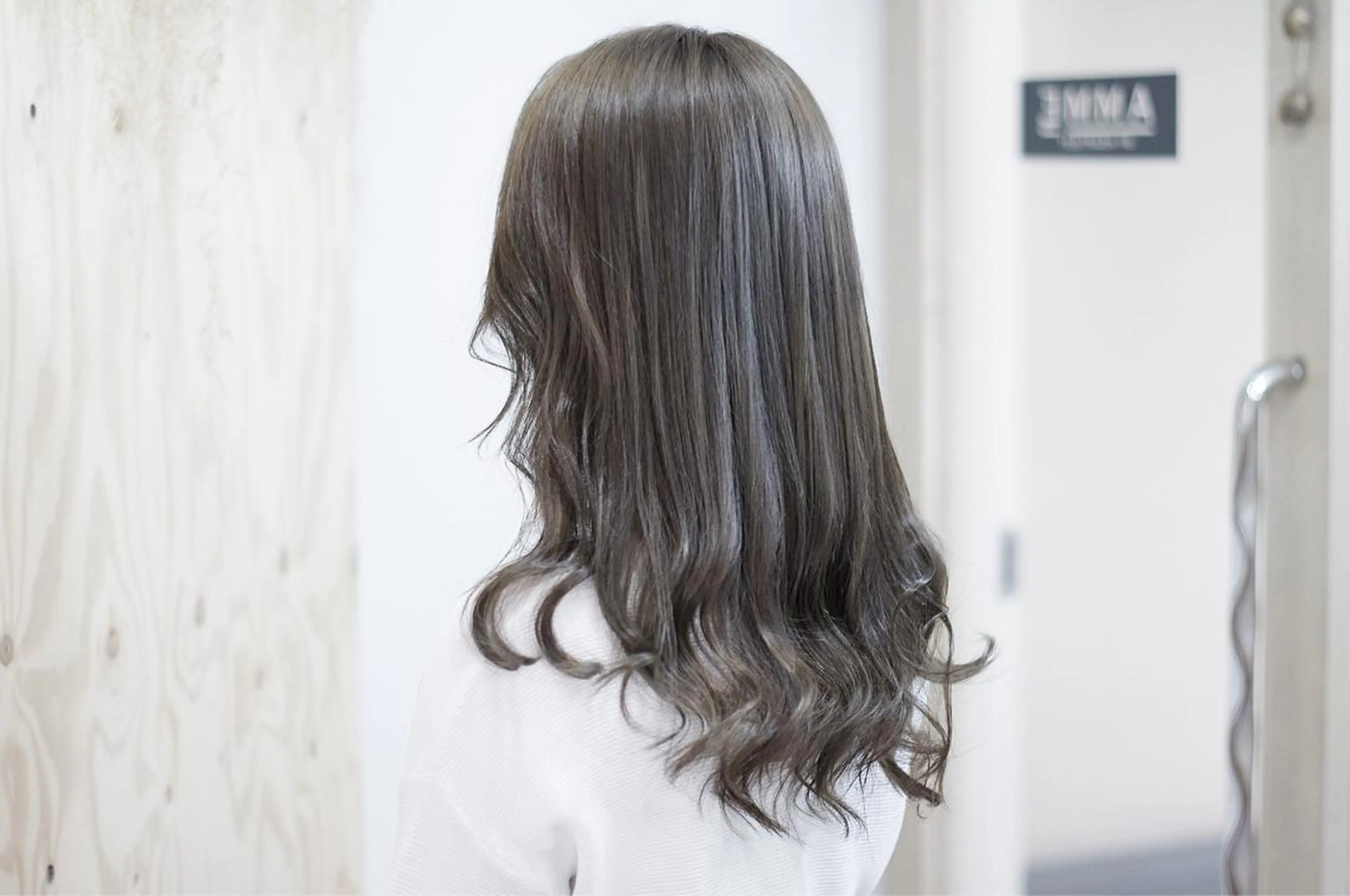 セミロング カラー アッシュ ハイライトカラー ハイライト 💎髪質改善💎 デザイナーshinのヘアスタイル