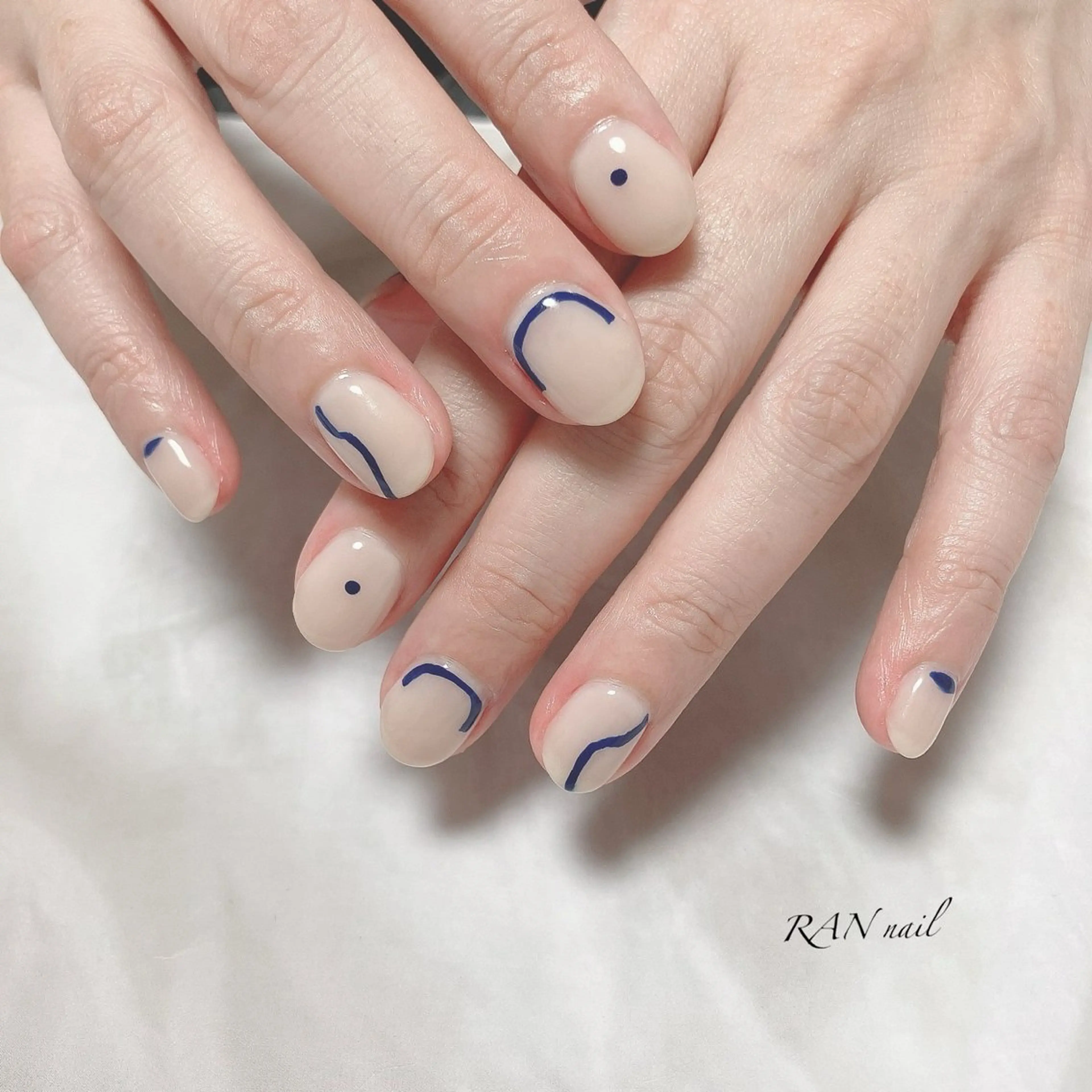 ネイル アートネイル 氷ネイル・うるうるネイル シンプルネイル 夏ネイル ハンドネイル フットネイル RAN nailのネイルデザイン
