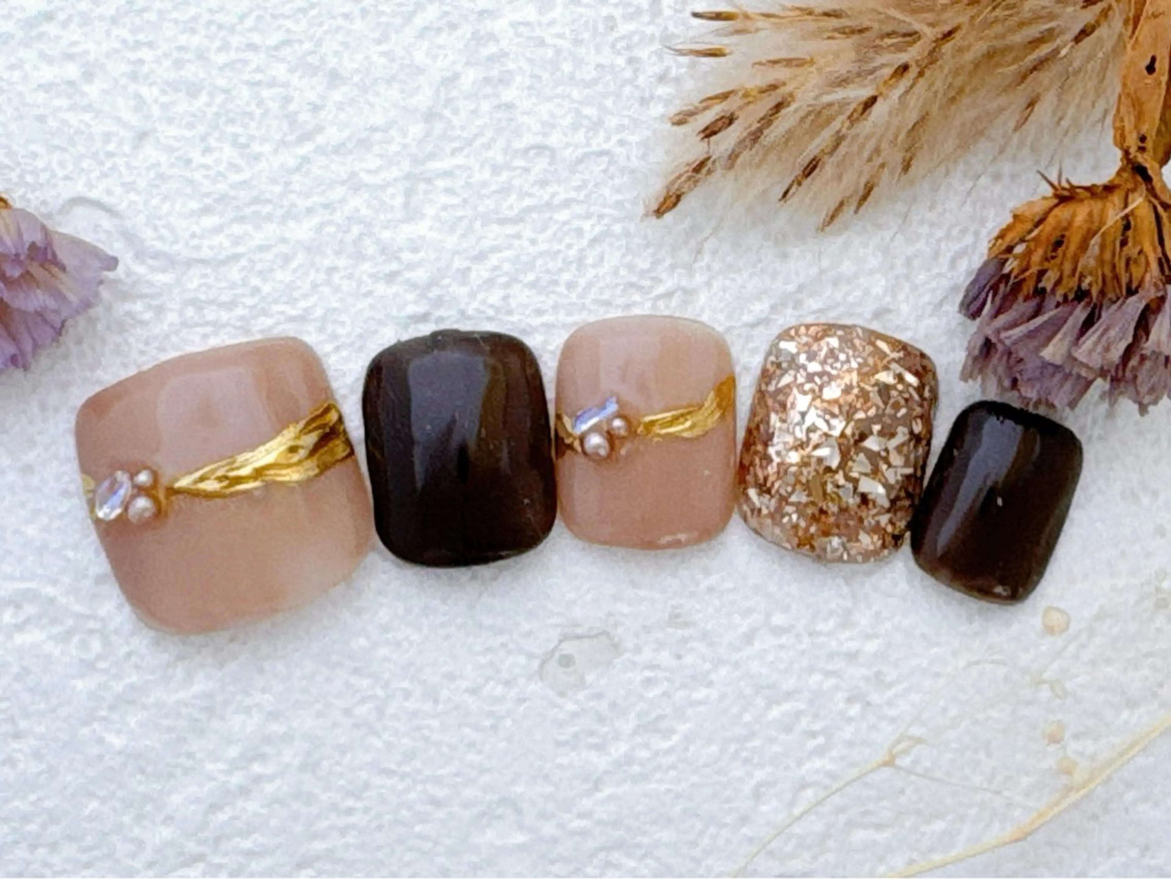 ネイル フットネイル ニュアンスネイル biotope+ noaのネイルデザイン