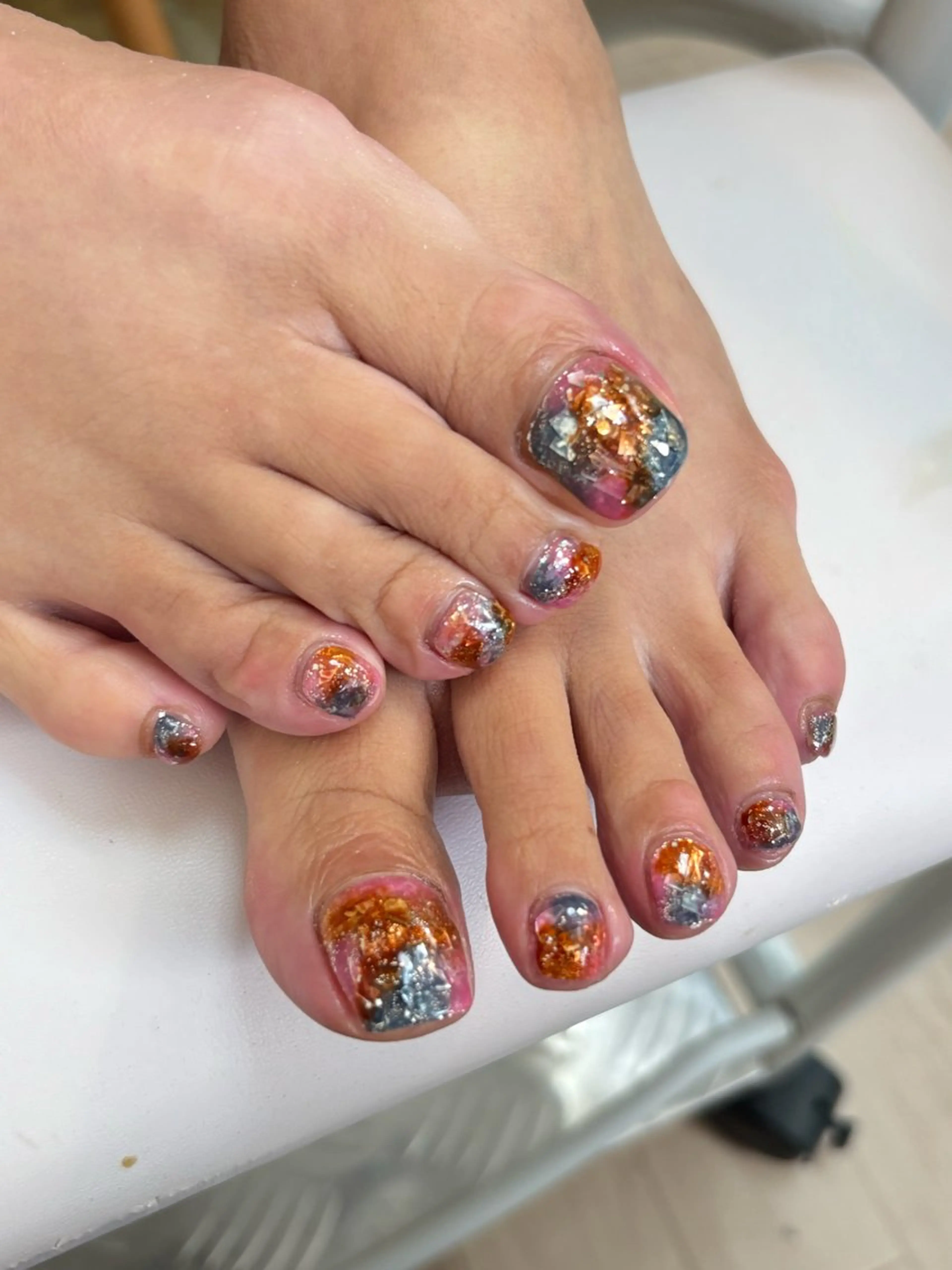 ネイル キラキラネイル フットネイル relaxation boutique LICO所属・タグチ カオリのネイルデザイン