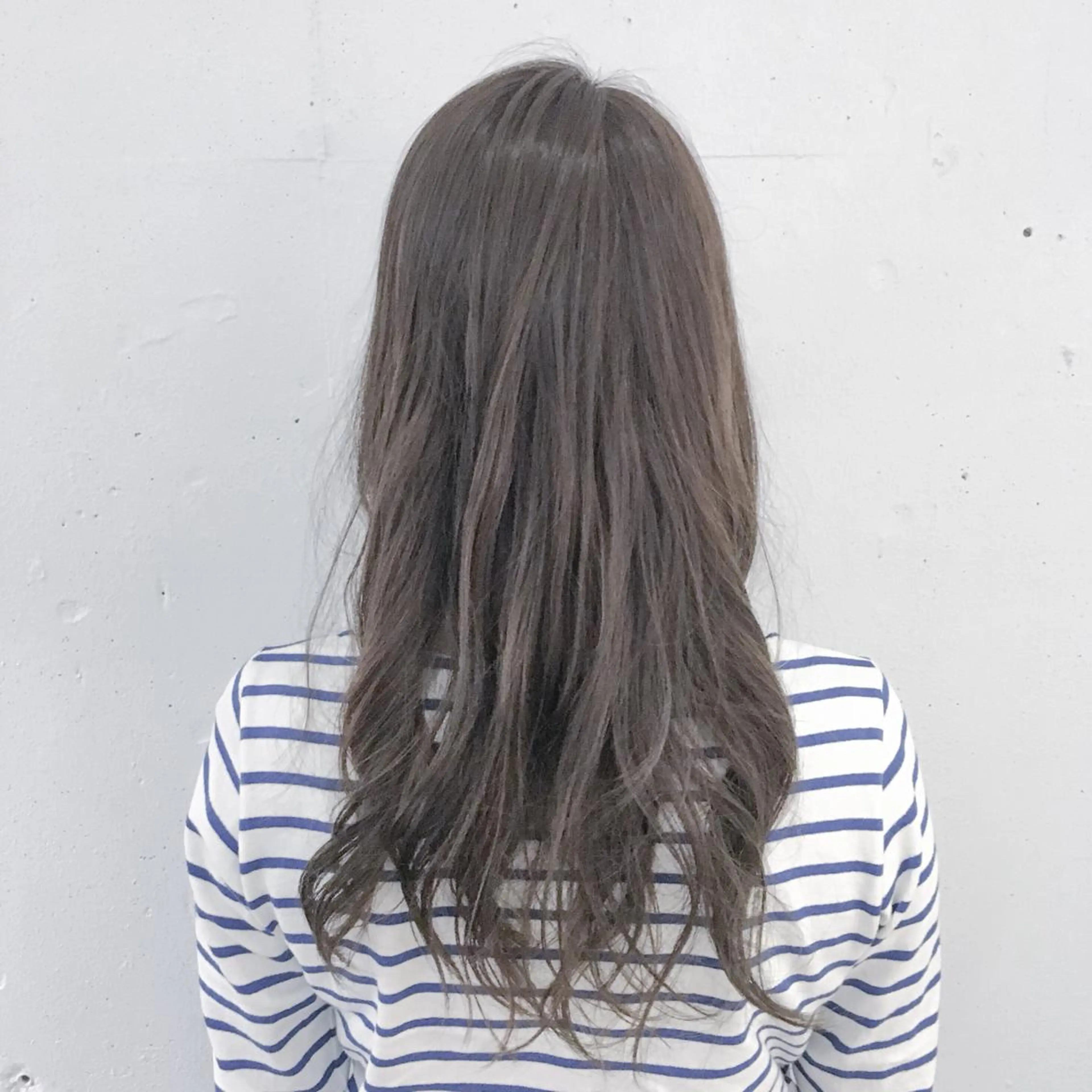 ⚠️一日３名限定⚠️ イルミナカラー（全体）＋TOKIOトリートメントの写真