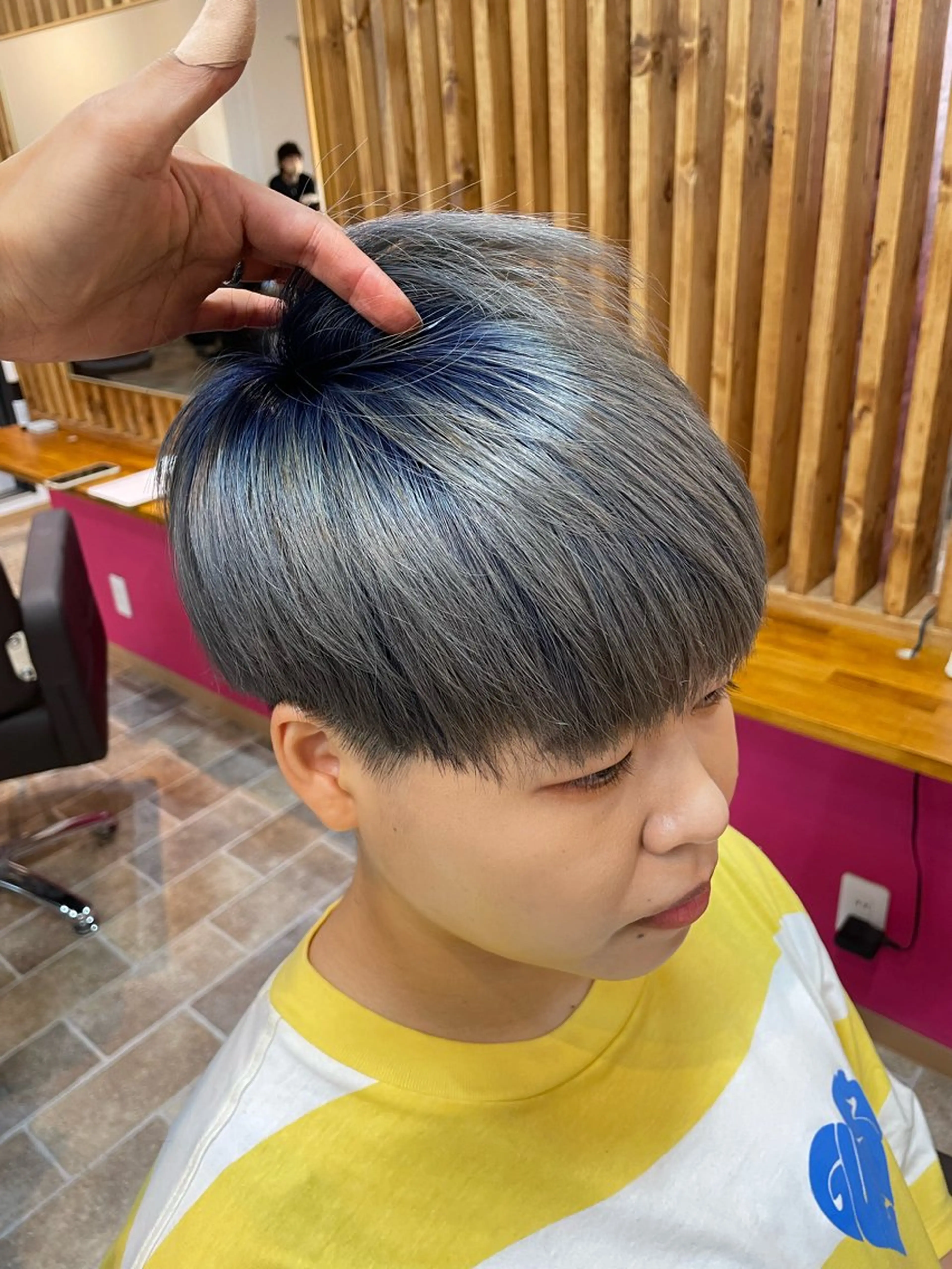 ショート カラー ブルーカラー カット ヘアカラー YUI/ ブリーチカラー🌷のヘアスタイル