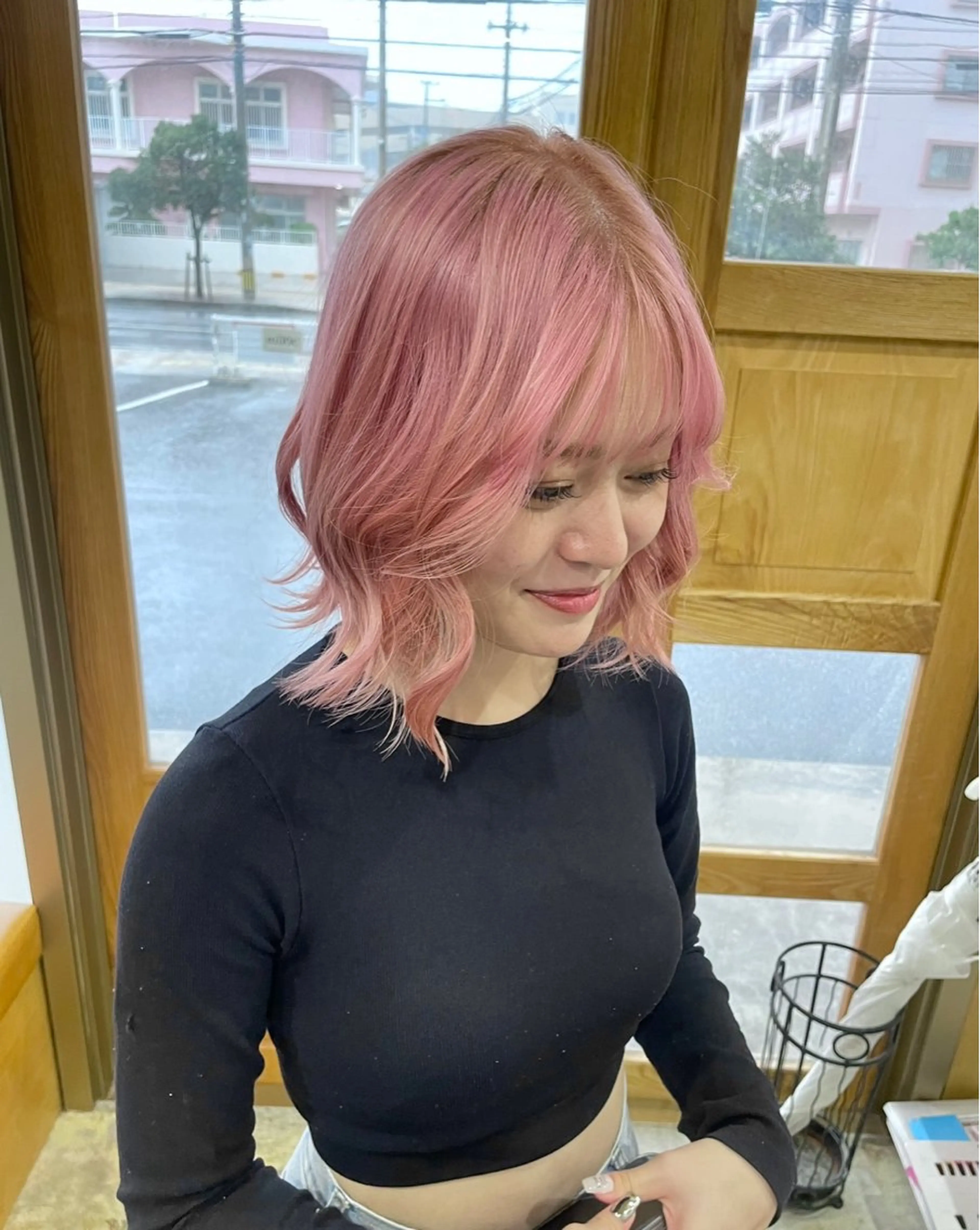 ショート カラー miloc himekaのヘアスタイル