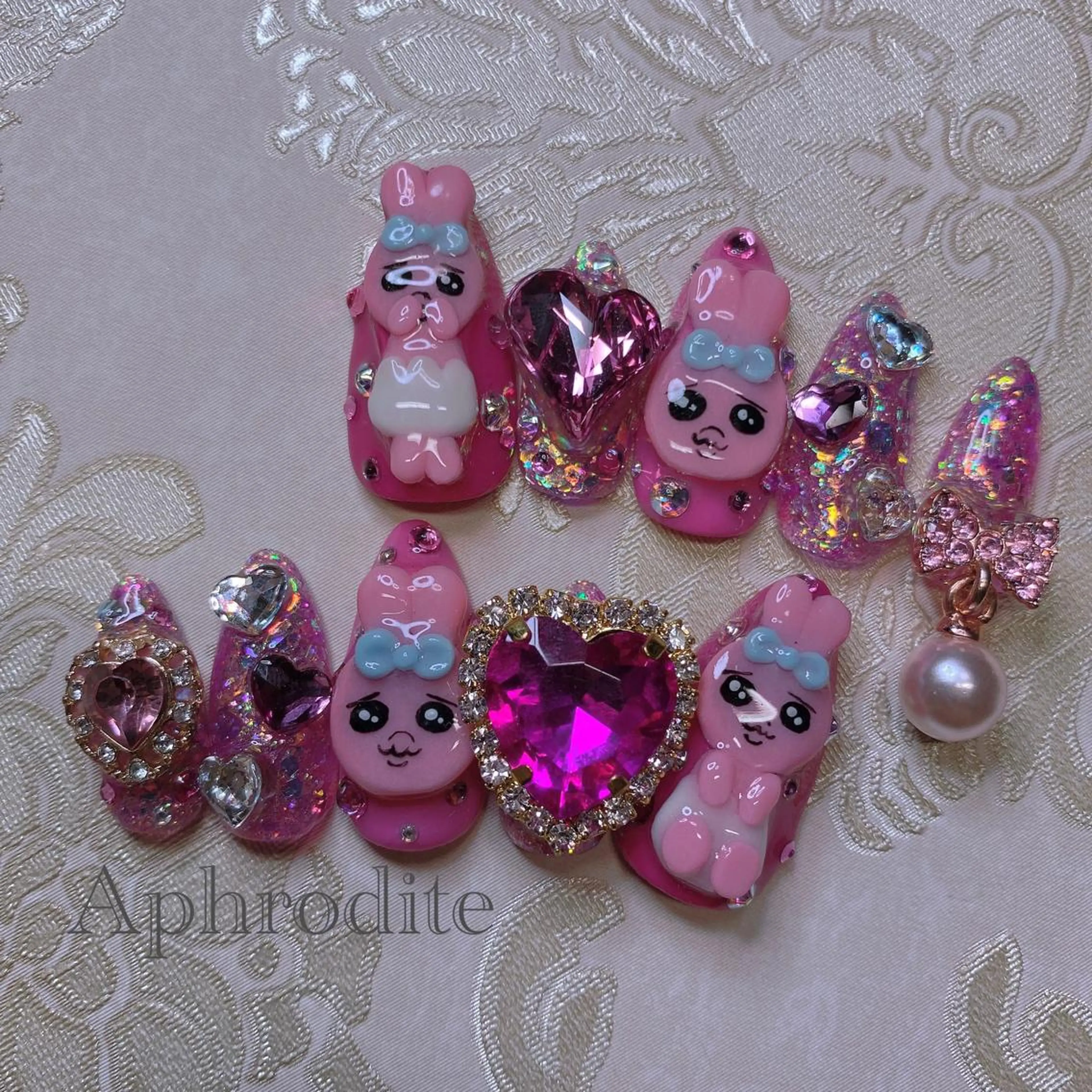 ネイル Aphrodite パラジェル認定サロンのネイルデザイン