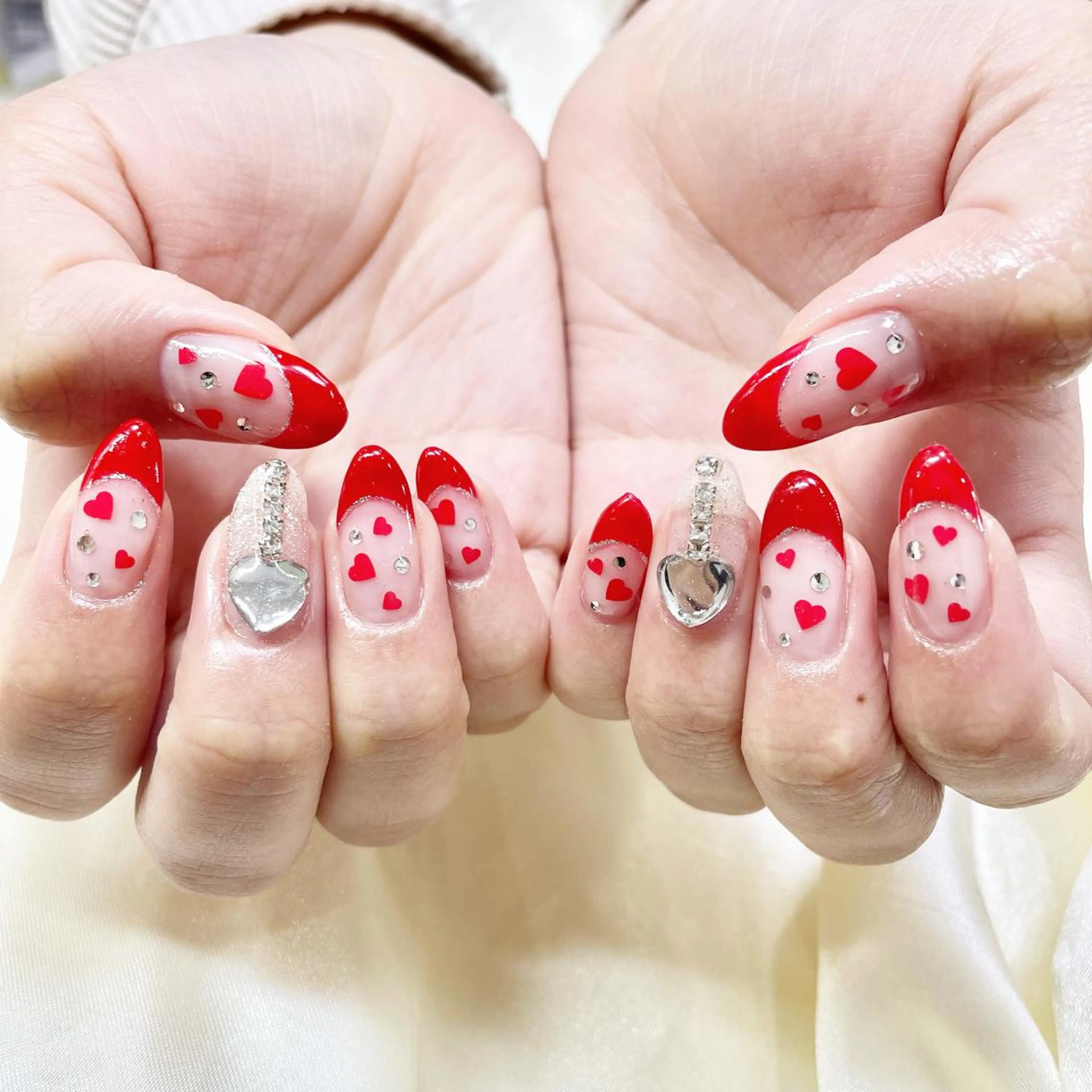 ネイル フレンチネイル ハート 🎀AYAKO 🎀中韓ネイルのネイルデザイン