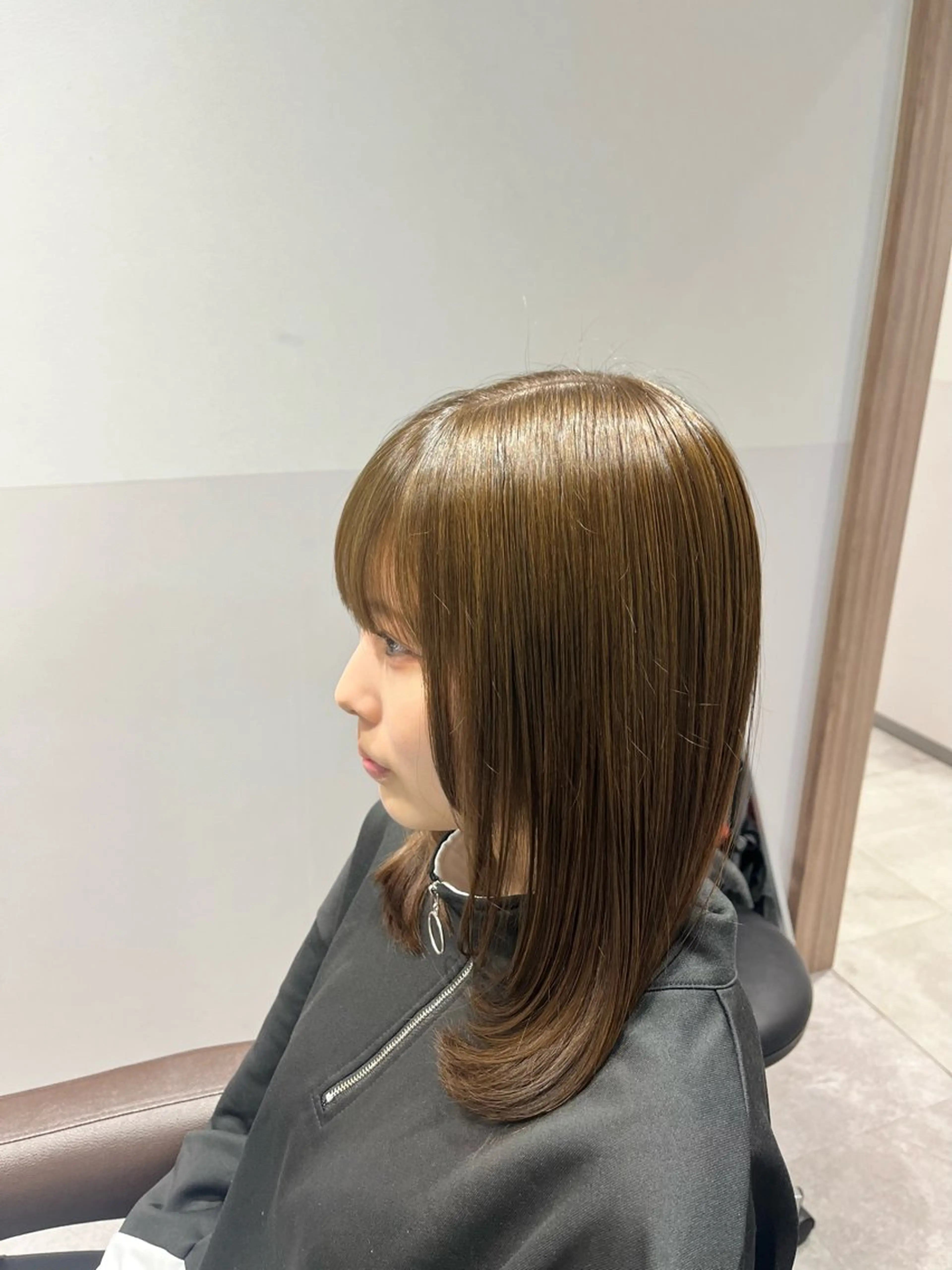 ミディアム レイヤーカット ヘアカラー トリートメント 大宮レイヤーカット× 透明感カラー　rioのヘアスタイル