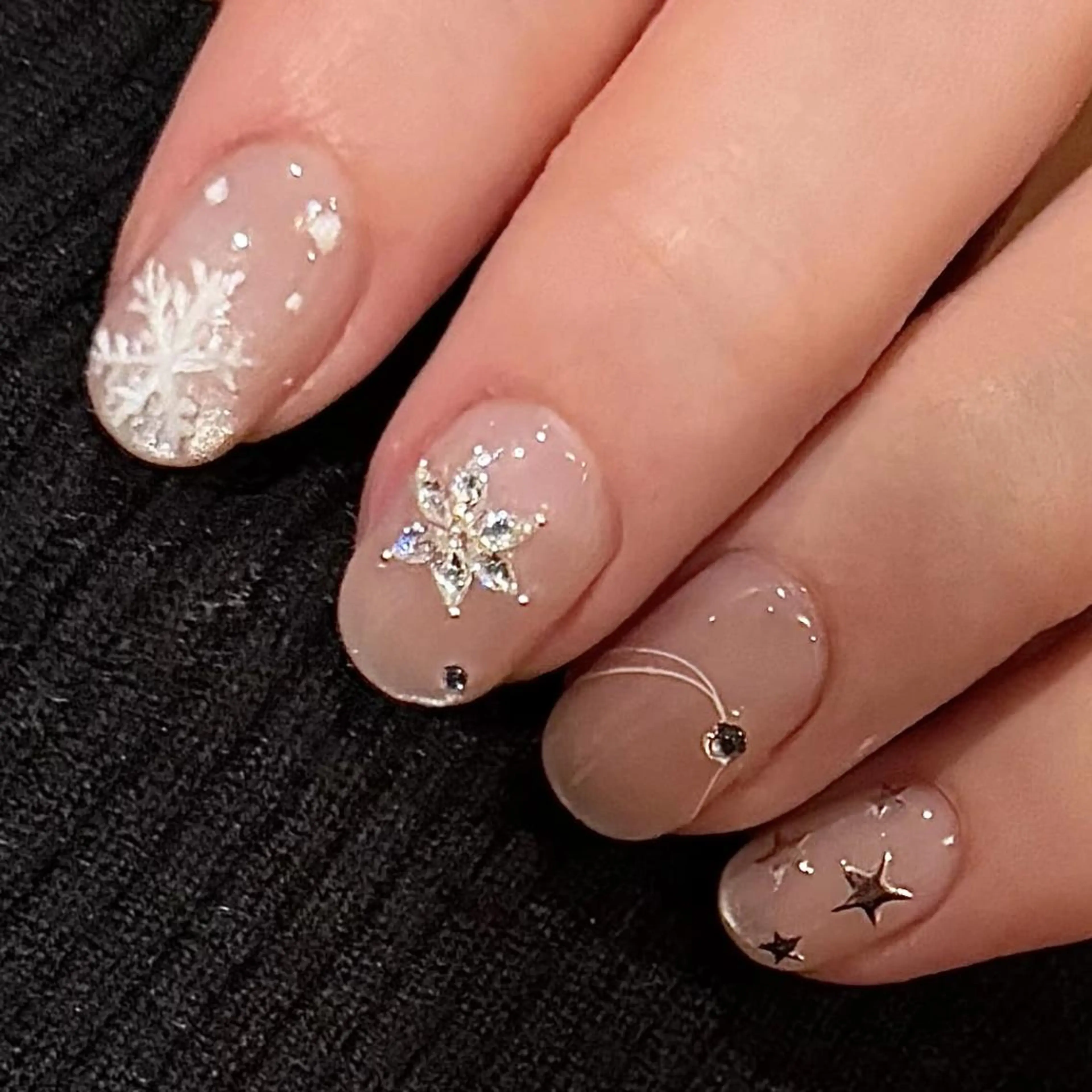 ネイル ハンドネイル エリ🫧 nail池袋東口のネイルデザイン