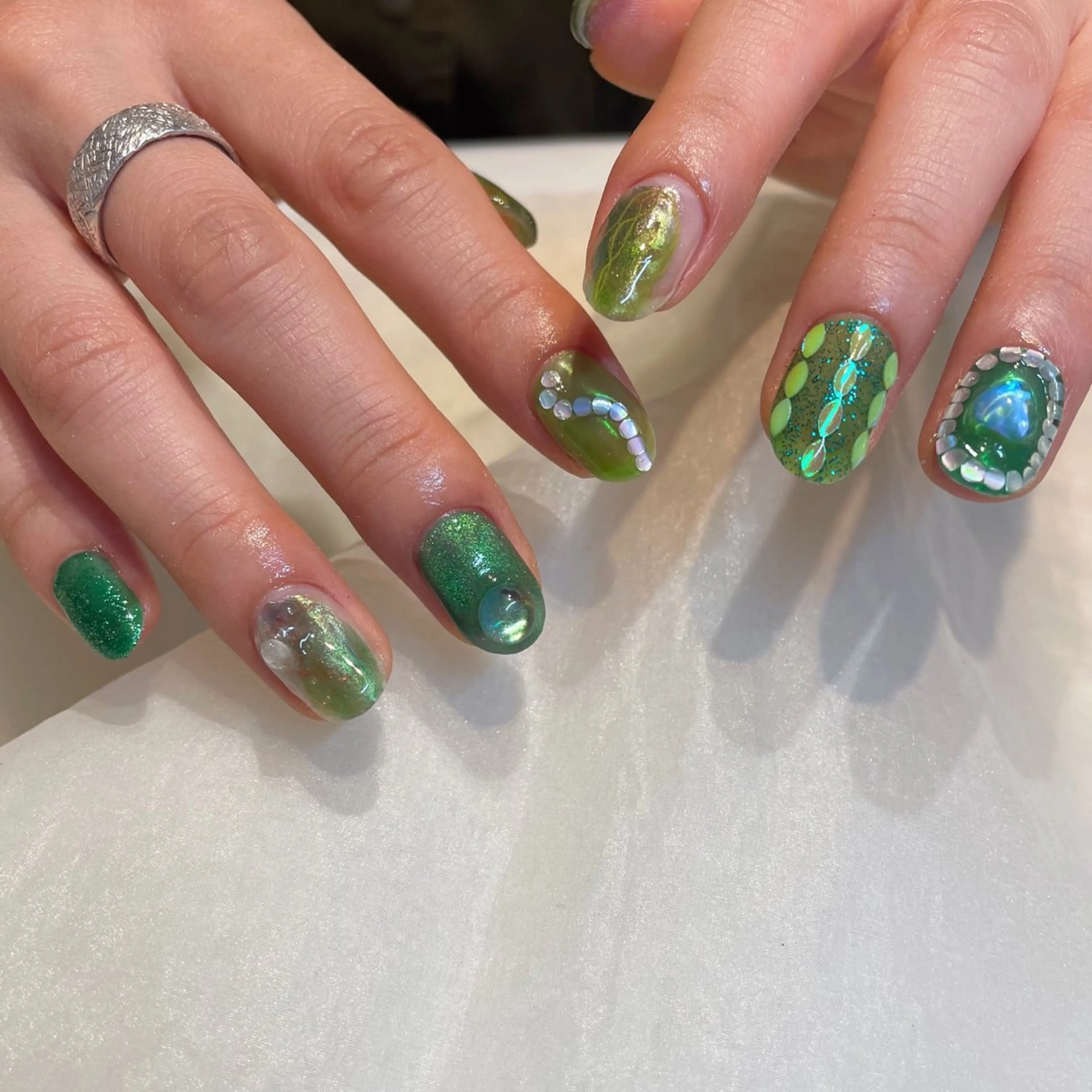 ネイル ハンドネイル 新井 ひなののネイルデザイン