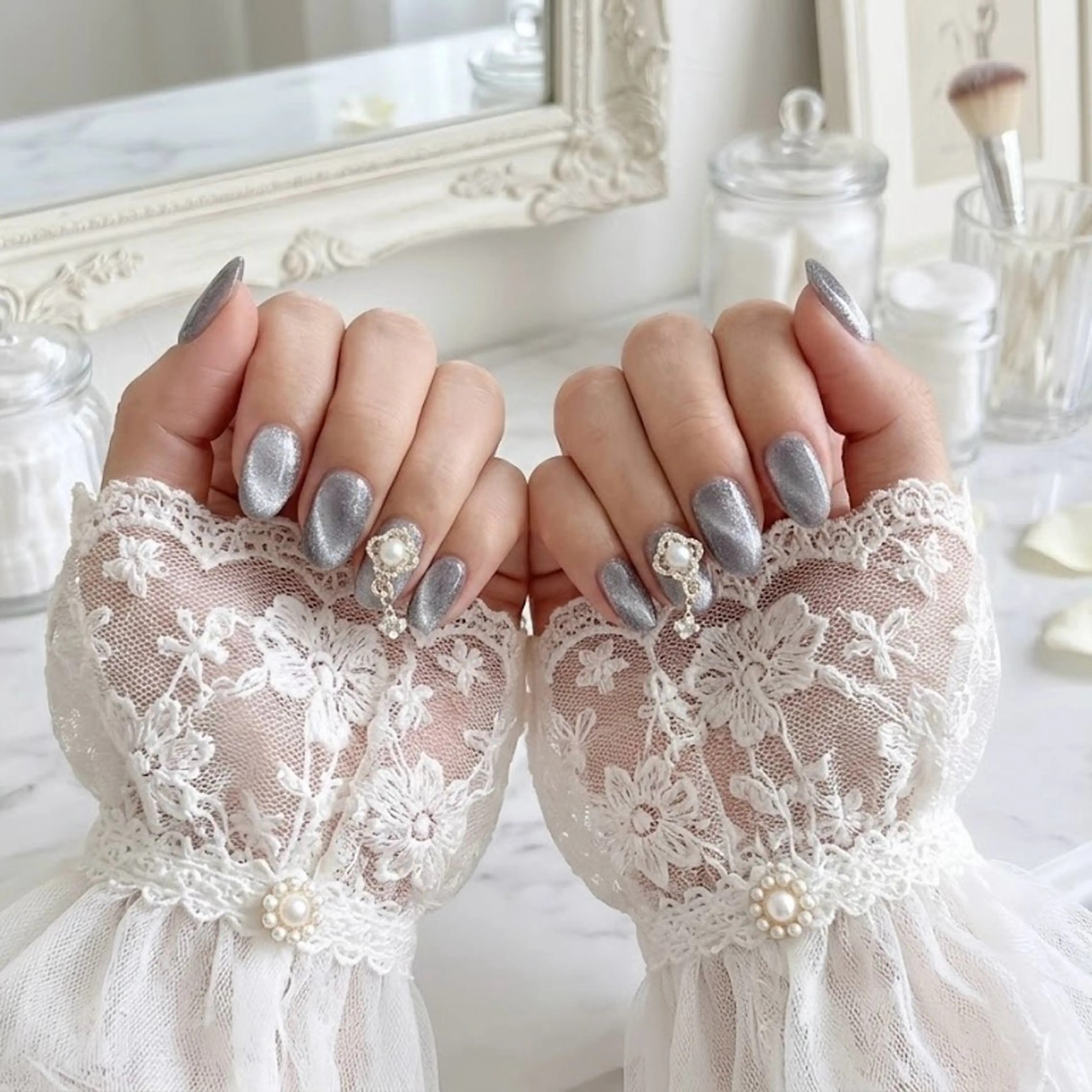 ミディアム ハンドネイル Nail Salon midnightのネイルデザイン