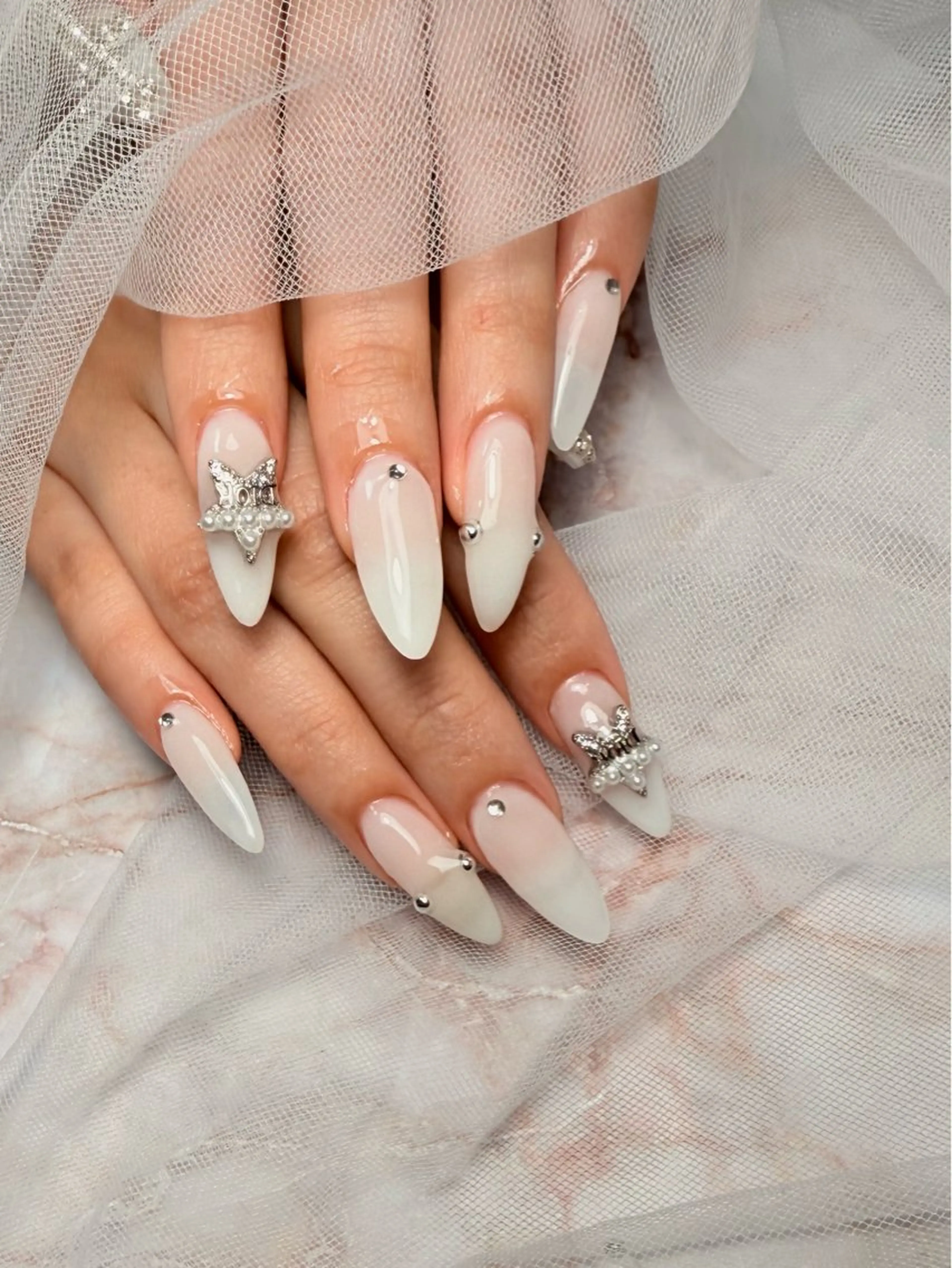 ミディアム ハンドネイル 🌹Belle Nail🌹のネイルデザイン