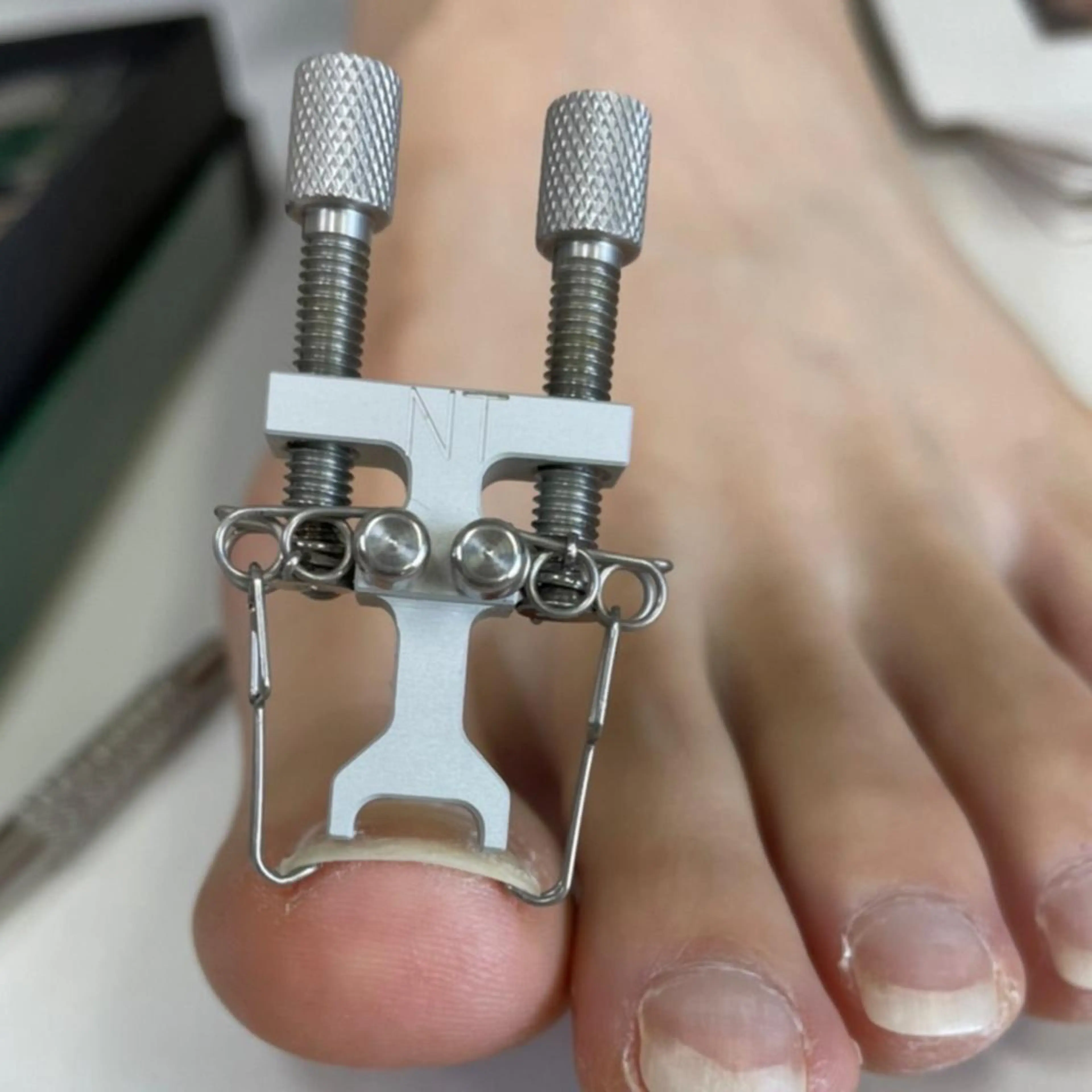 ネイル フットネイル cachette mのネイルデザイン