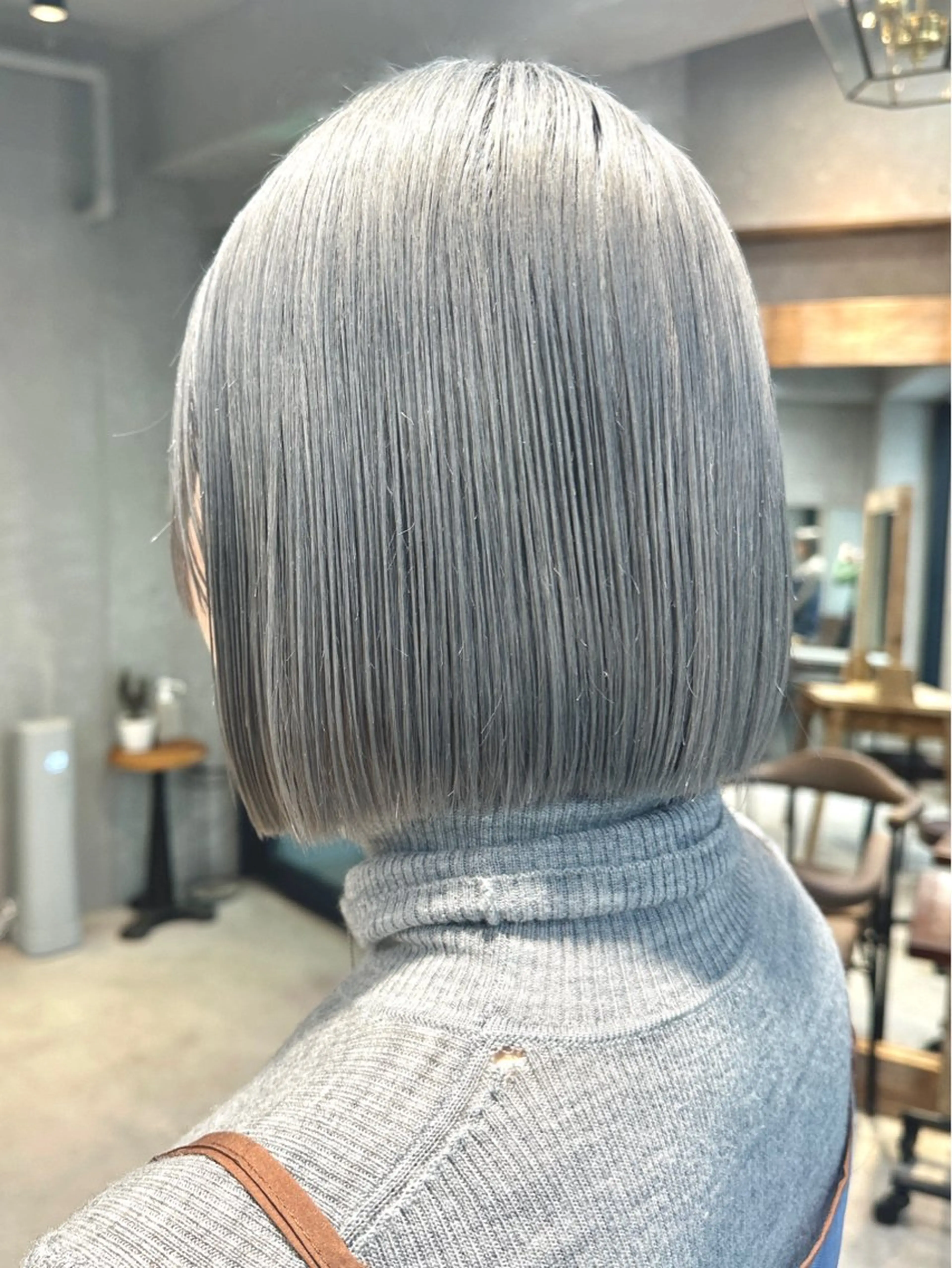 ショート カラー ブルーカラー ハイトーンカラー 原宿パーソナルカラー 診断／hina✨🧚のヘアスタイル