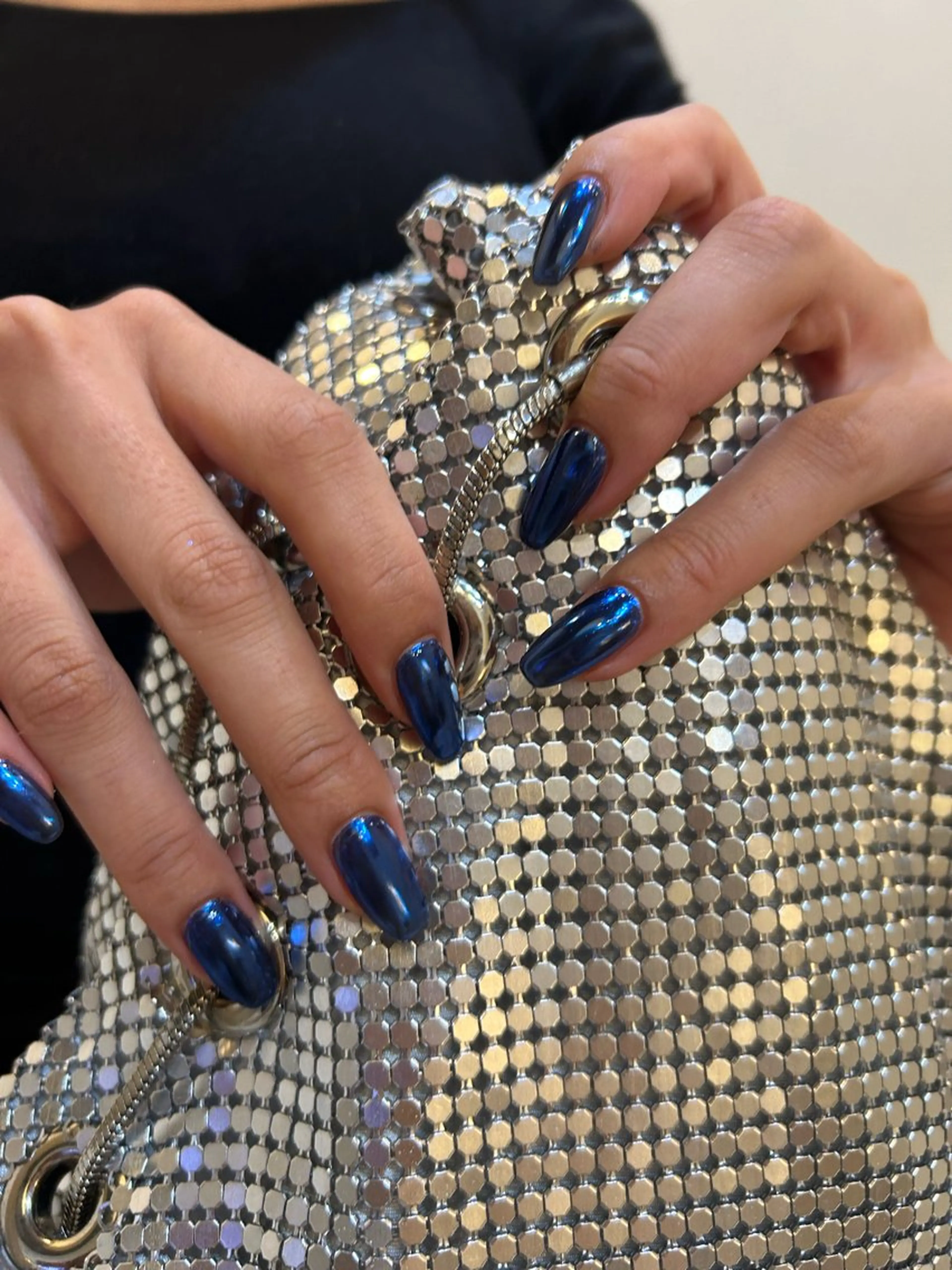 ネイル ミラーネイル ワンカラーネイル Yumi シンプルネイルのネイルデザイン