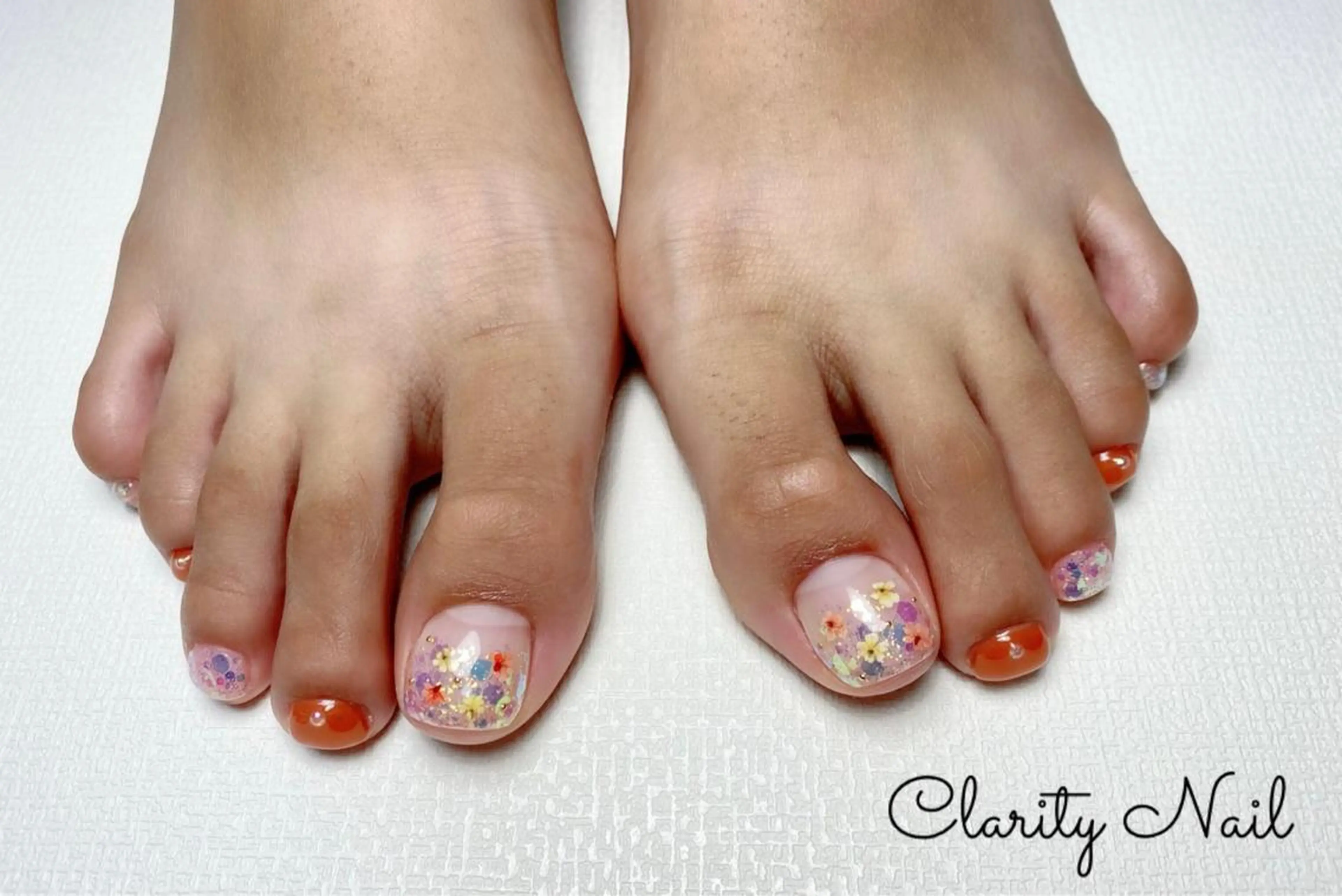ネイル フットネイル フットネイル Clarity Nailのネイルデザイン