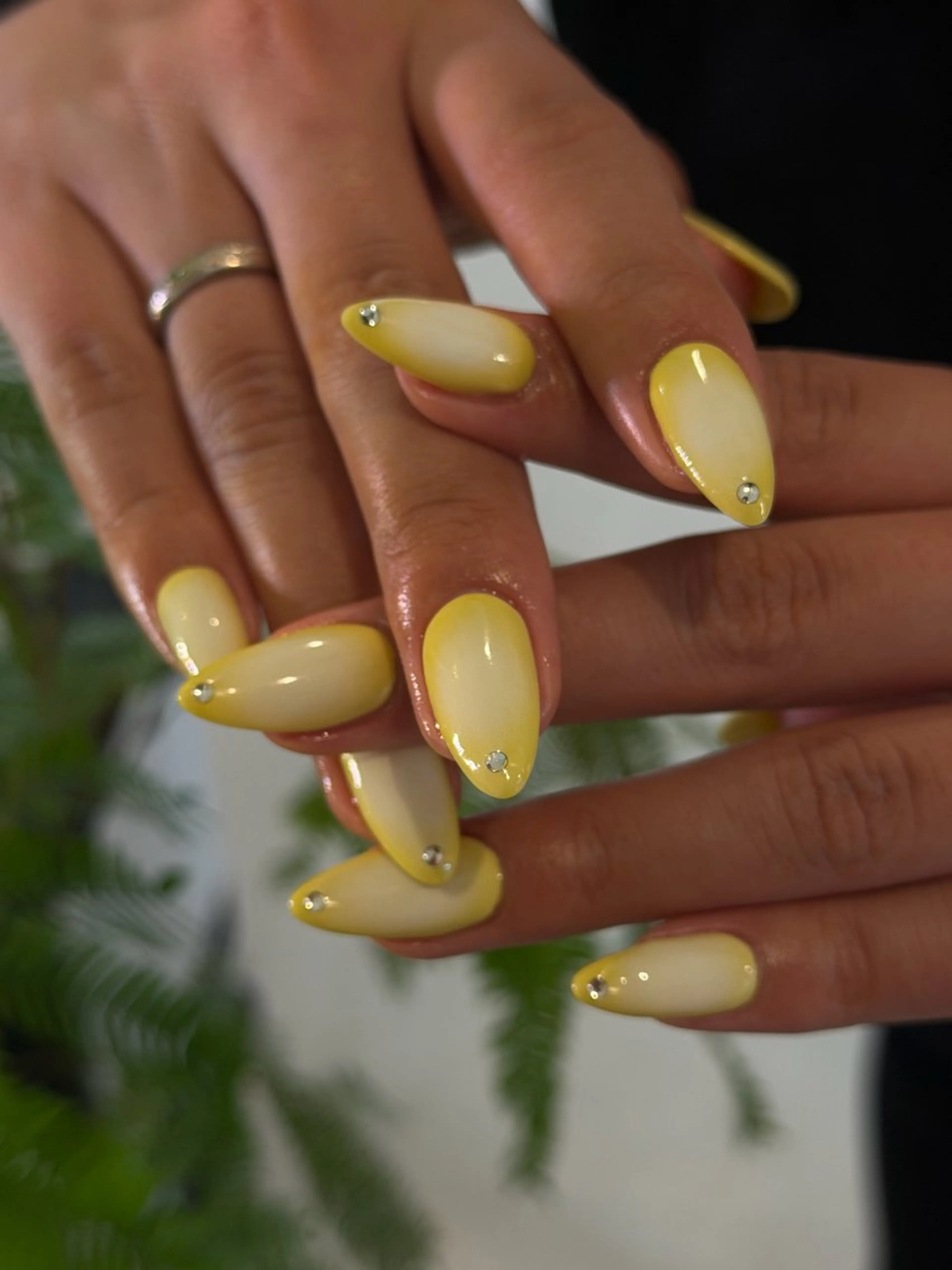 ネイル salon femme 鶴見所属・femme💫 CARINAのネイルデザイン