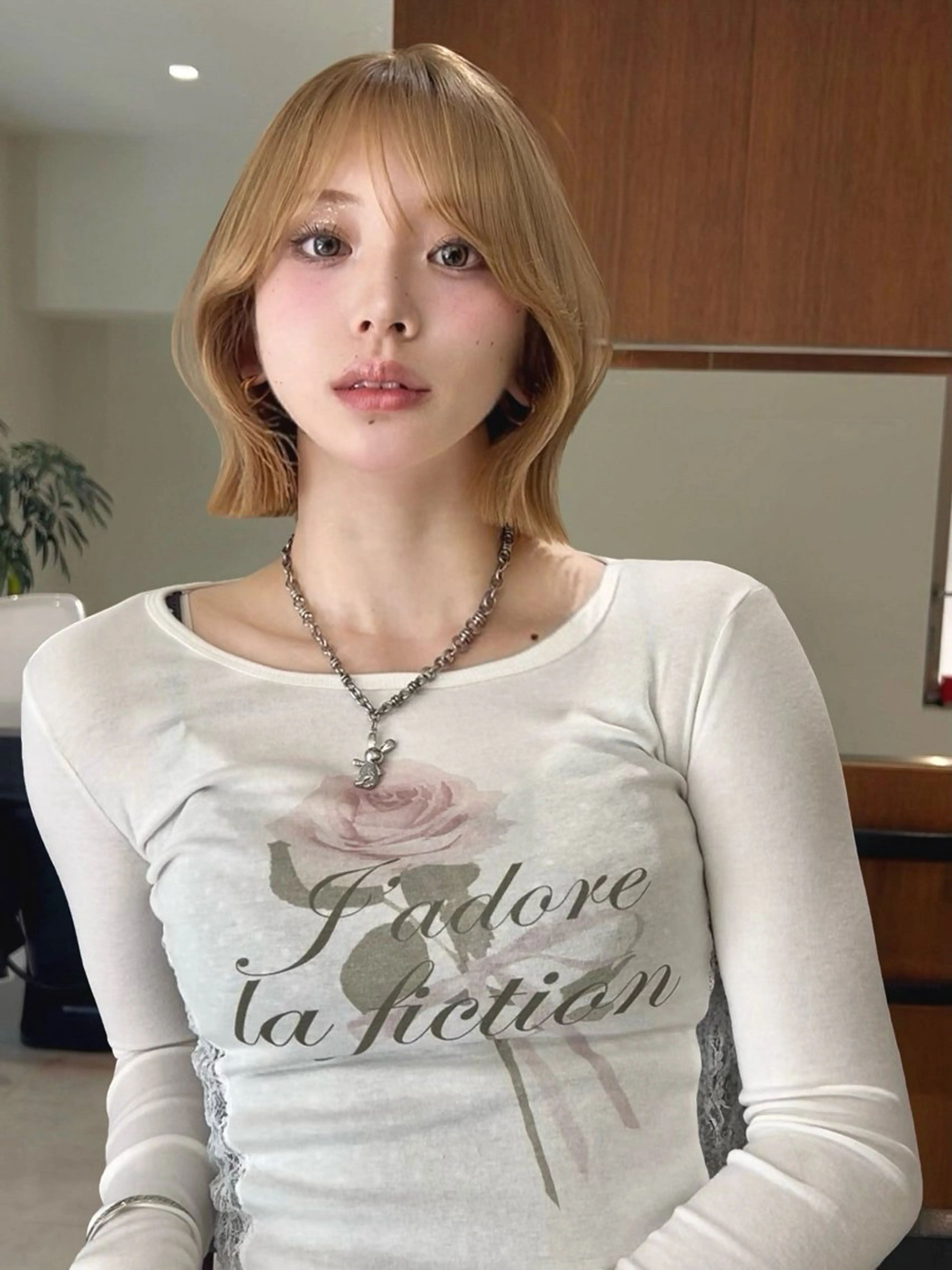 ショート ボブ 小顔カット 縮毛矯正 小顔ボブ jilblanカホのヘアスタイル