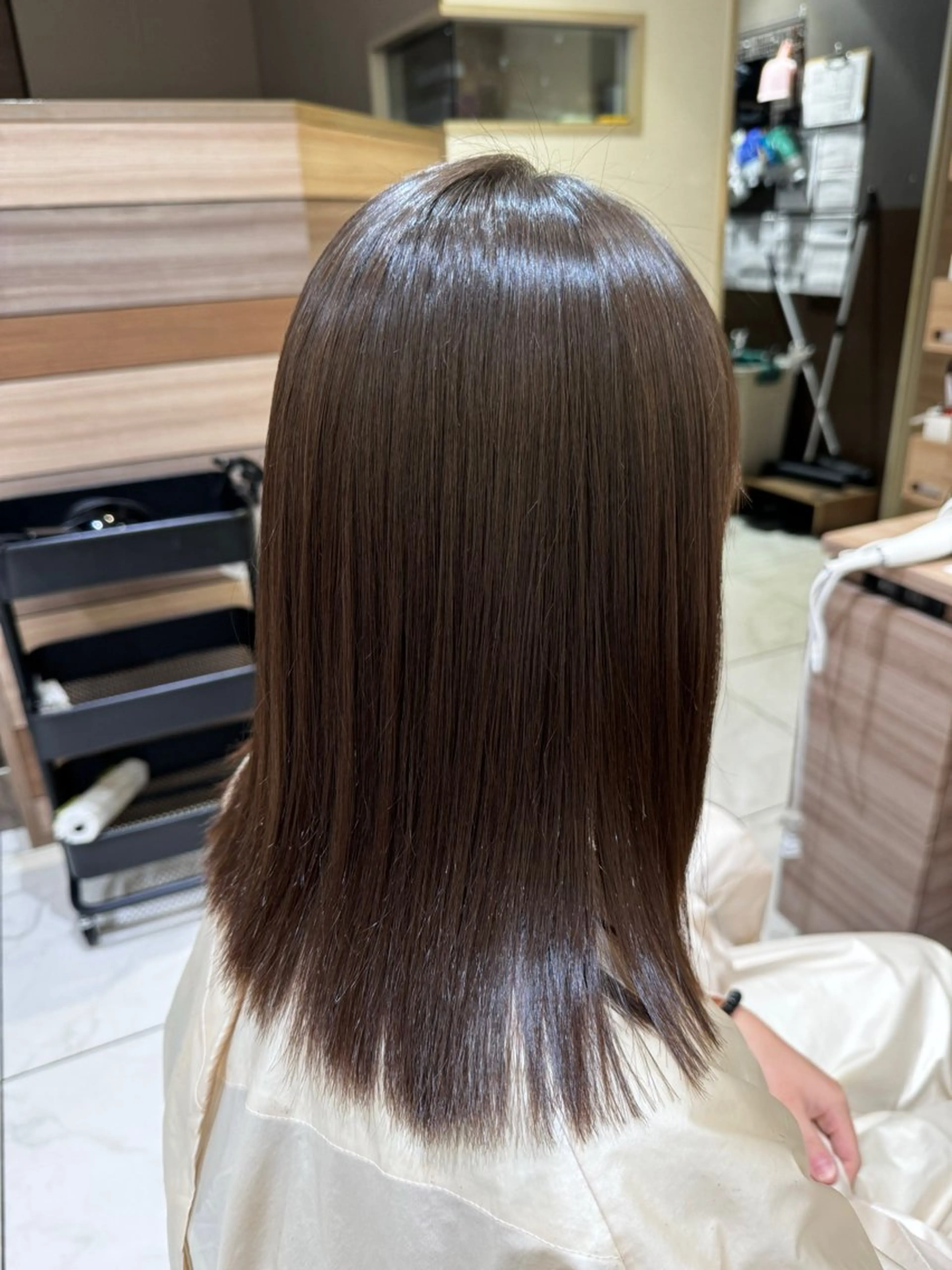 ミディアム カット 縮毛矯正 トリートメント 松田 一希のヘアスタイル