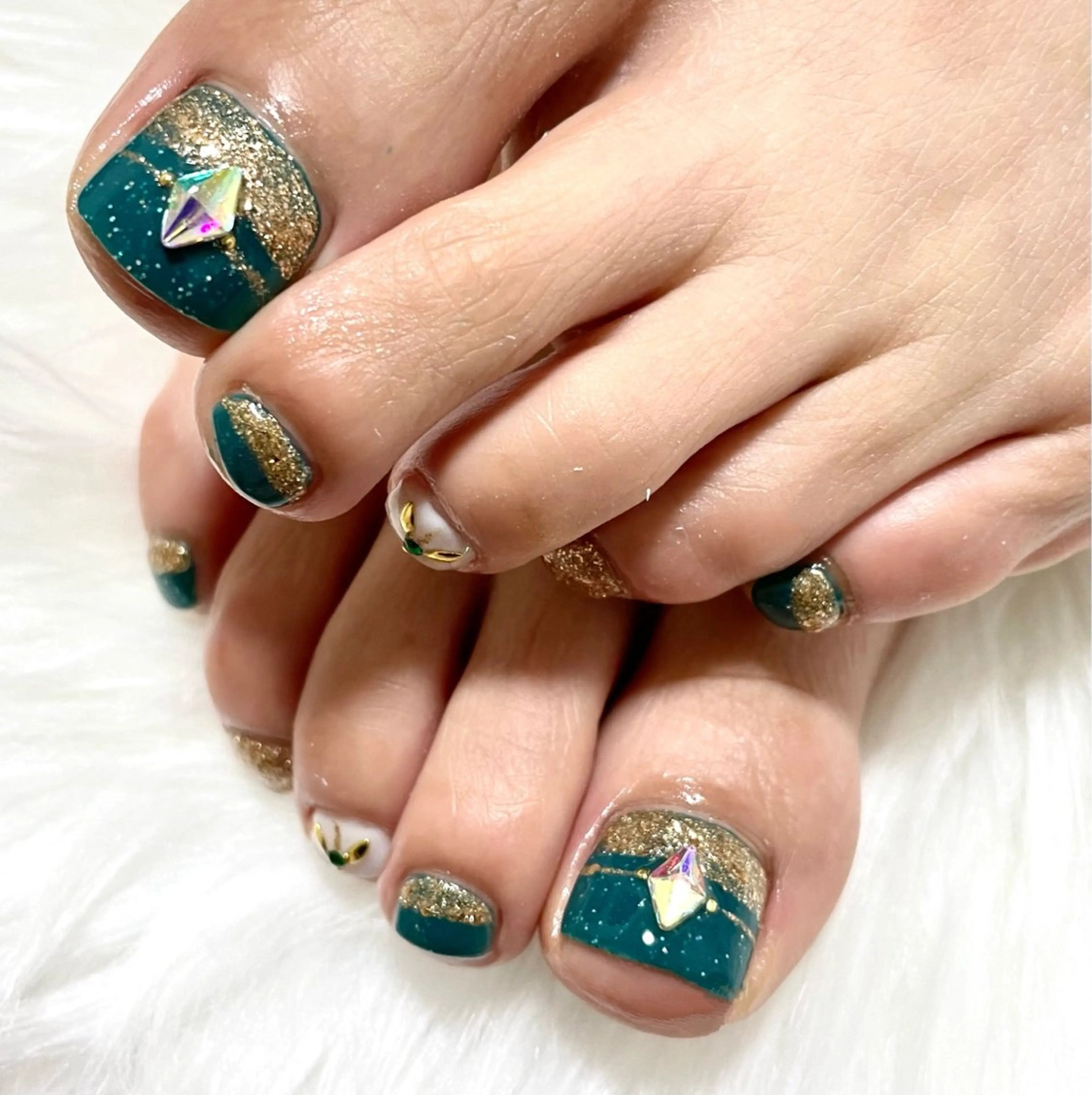 ネイル フットネイル nail salon HIRUKANAのネイルデザイン