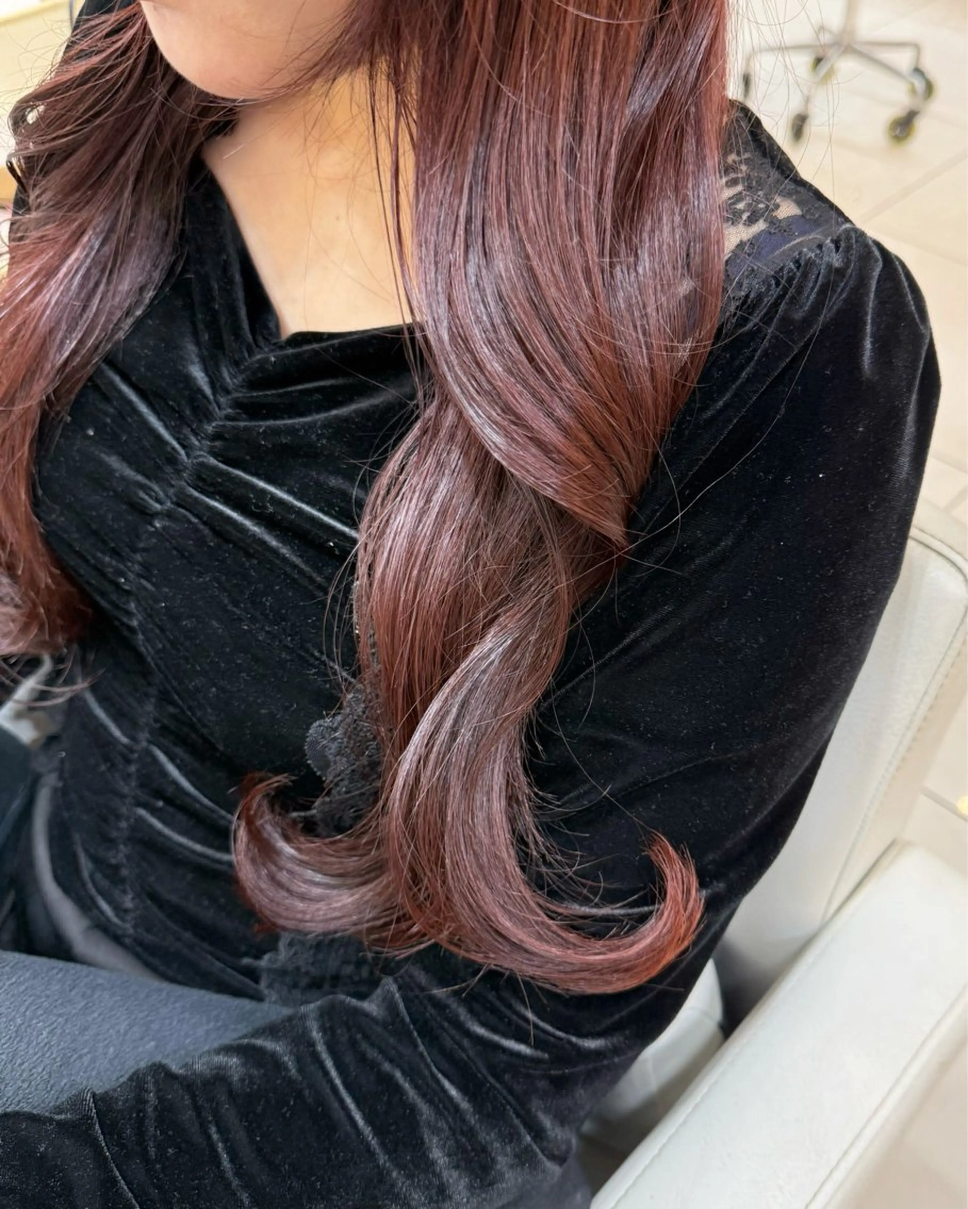 セミロング カラー レッドカラー カット ヘアカラー トリートメント Noah's　Ark所属・透明感カラー🫧ヘア セット🫧松本菜月の眉毛・アイブロウイメージ