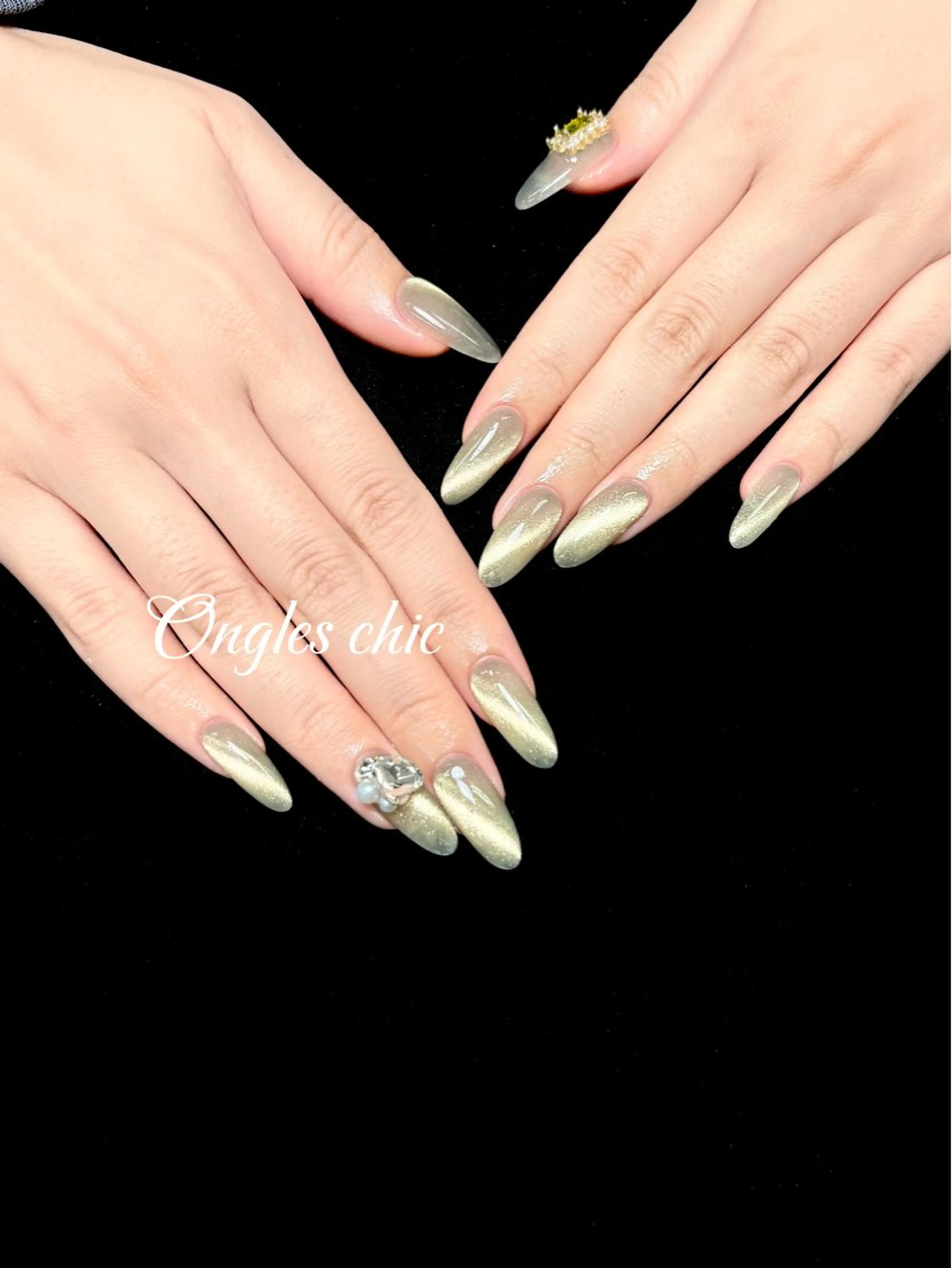 ネイル ハンドネイル ハンドケア ongles chicのネイルデザイン