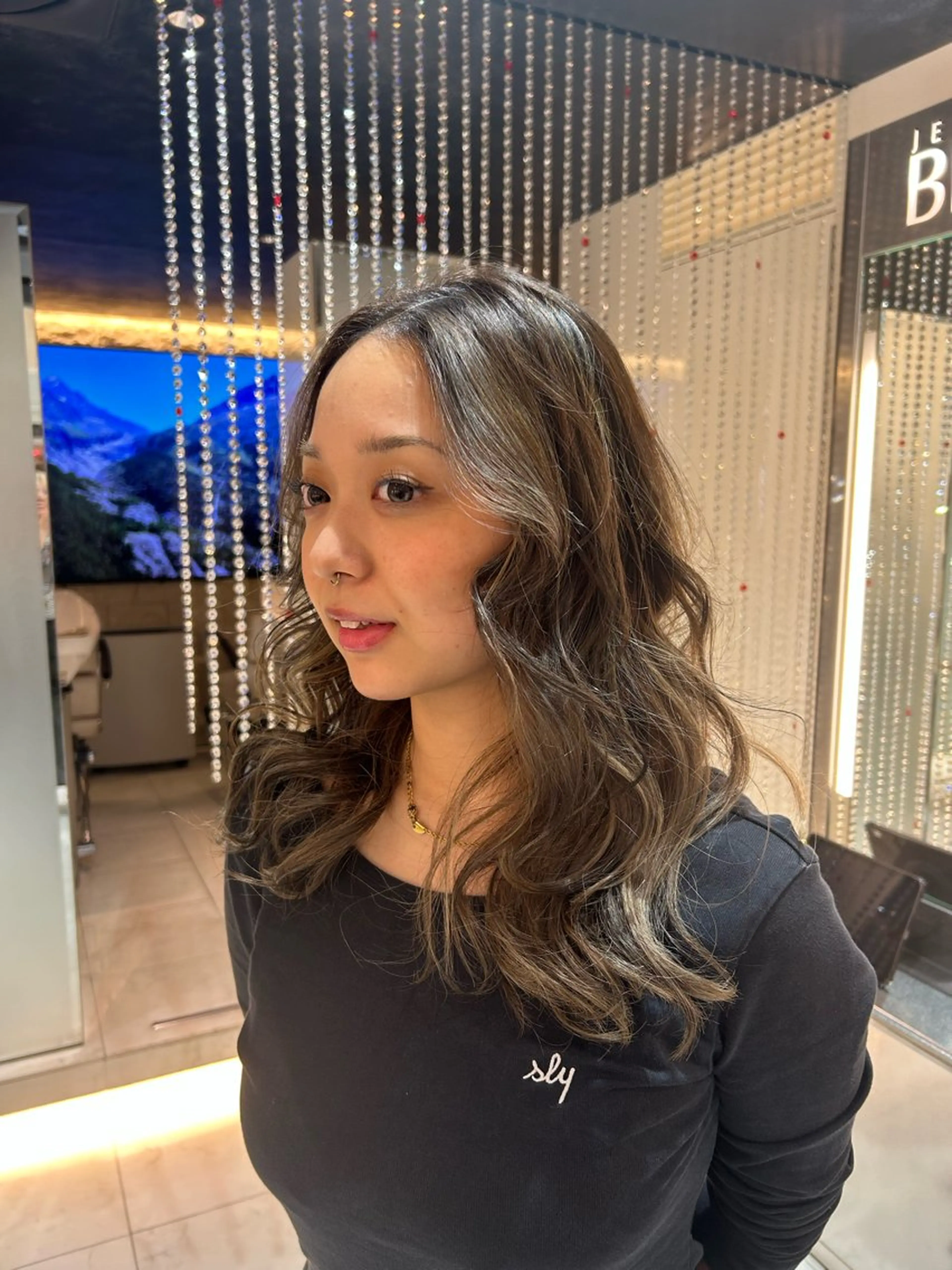 セミロング 🌼ハイトーン ちなつ🌼のヘアスタイル