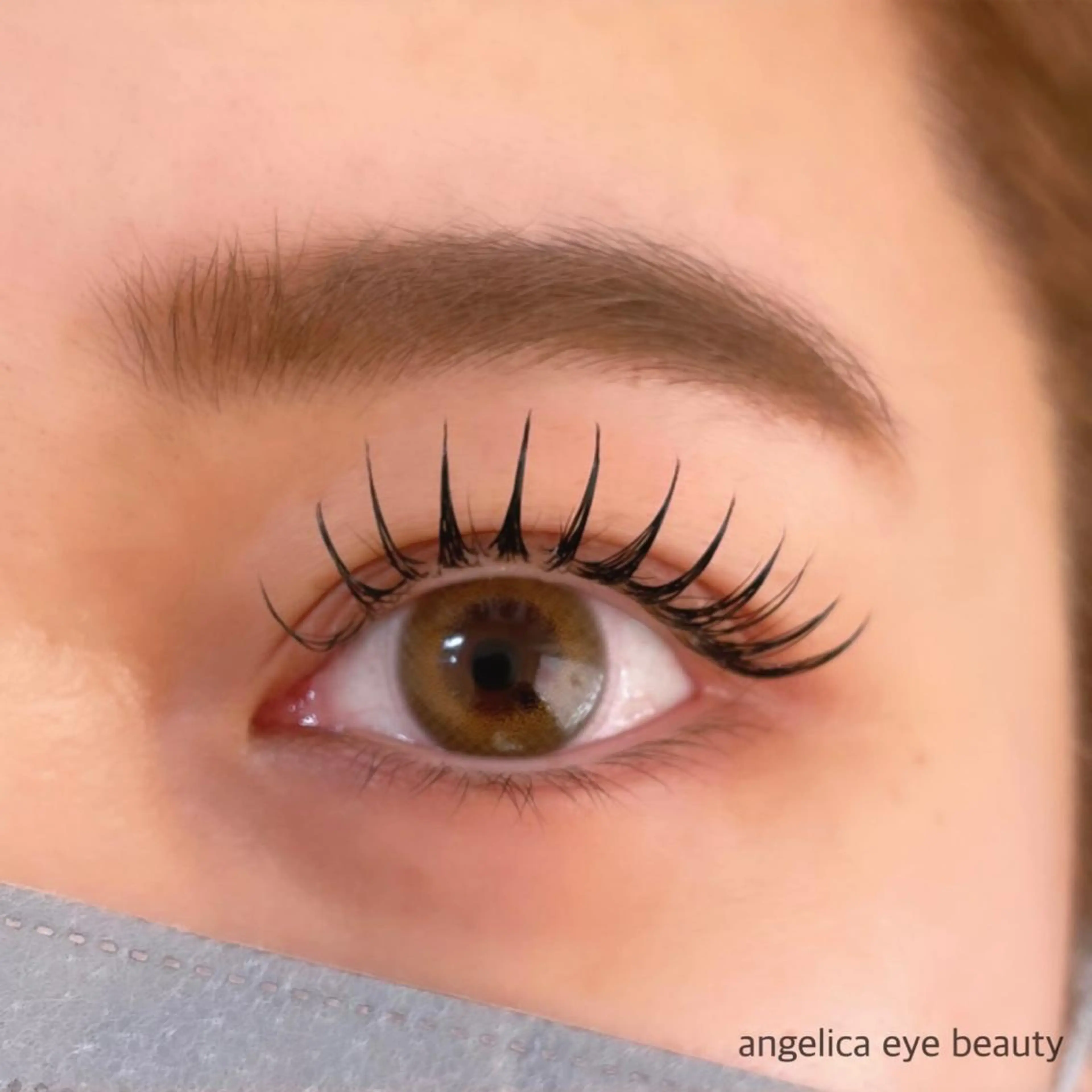 【オフなし】ミンク/セーブル100本❣️の写真