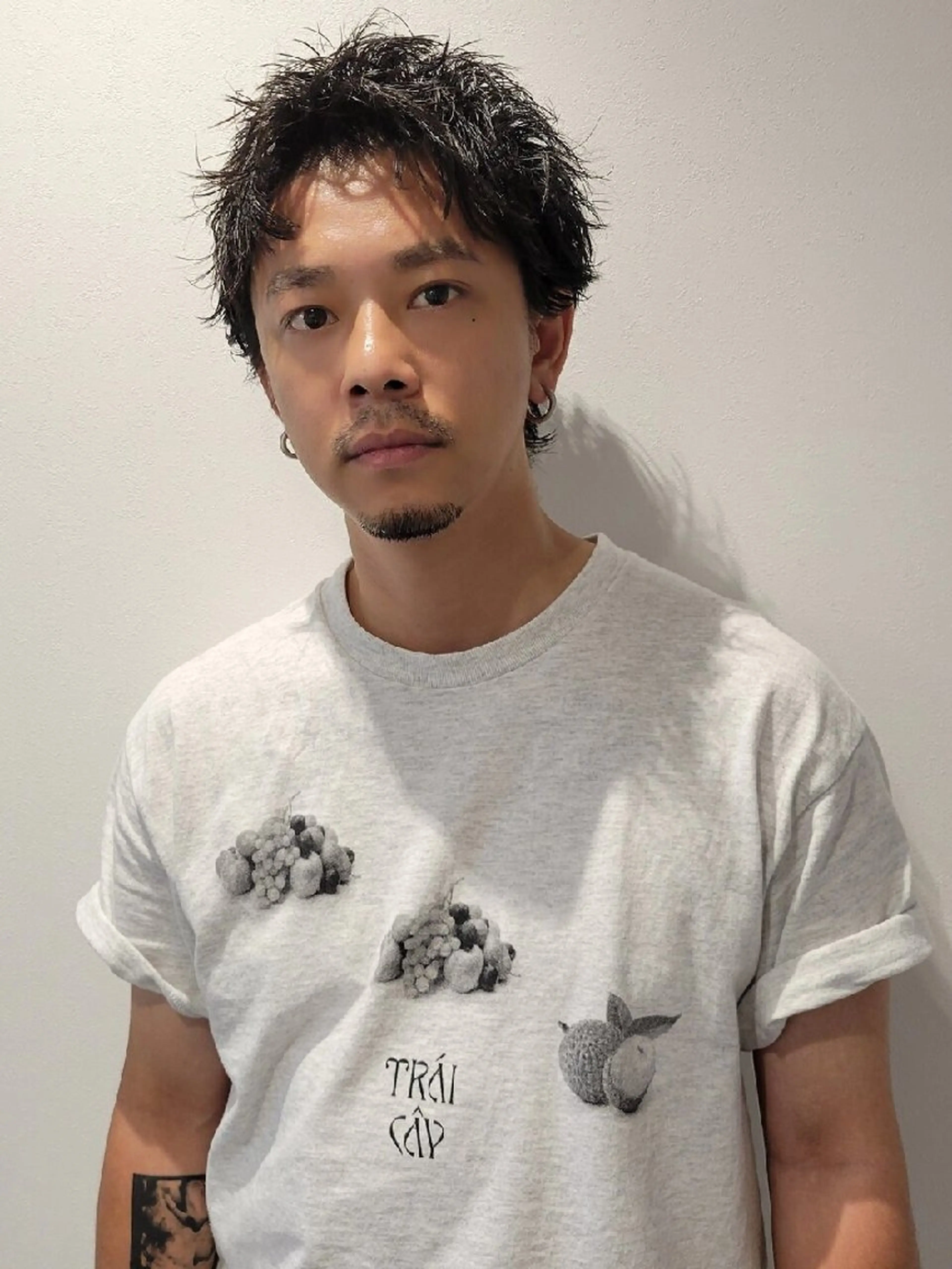 カラー メンズ セミロング HONEY渋谷 髪質改善/レイヤーのヘアスタイル