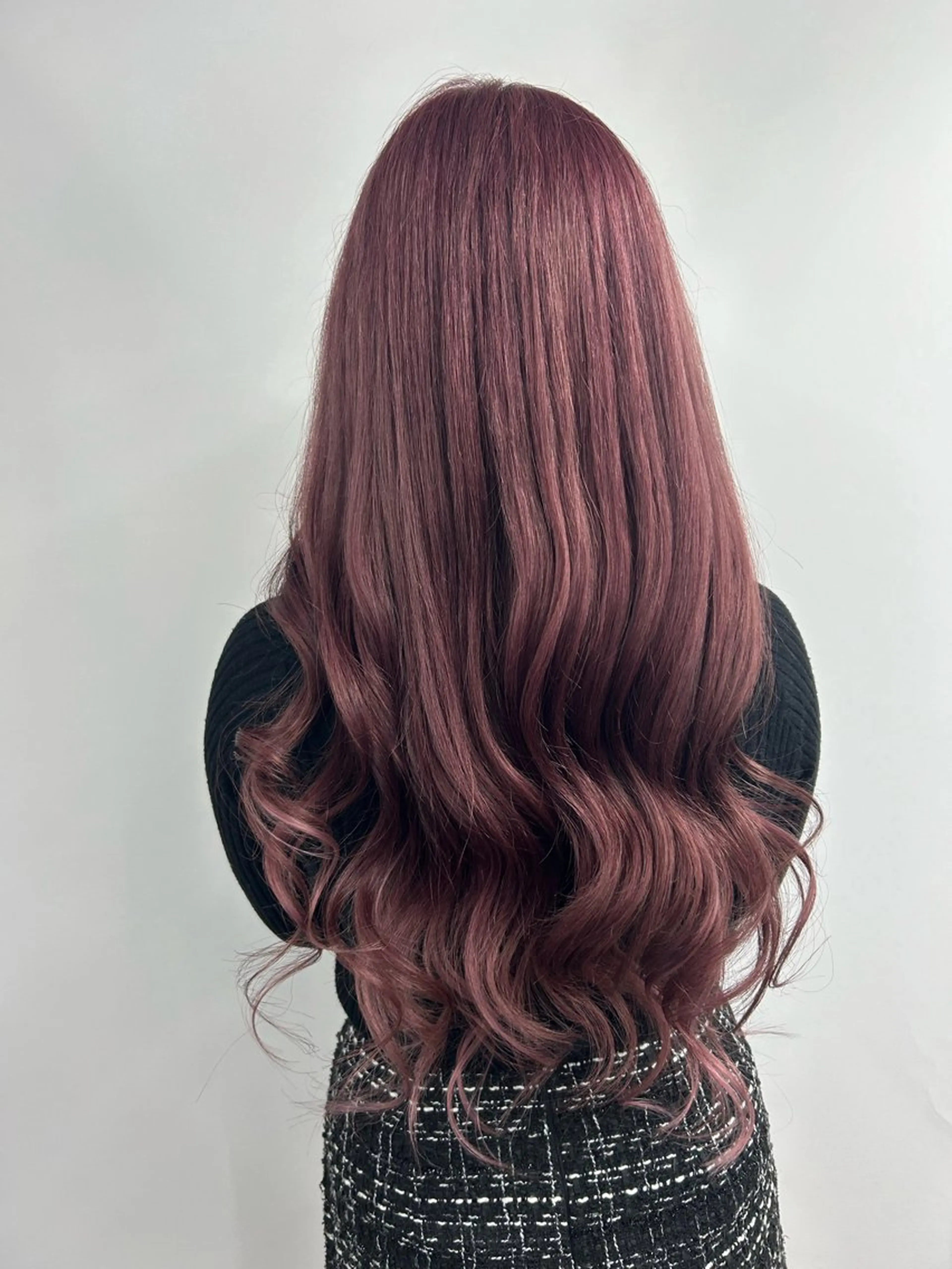 セミロング カラー シールエクステ バレイヤージュ ブラウンカラー ハイライトカラー ピンクカラー カット ヘアカラー トリートメント エクステ ヘアセット レイヤー/エクステ alpha下妻のヘアスタイル