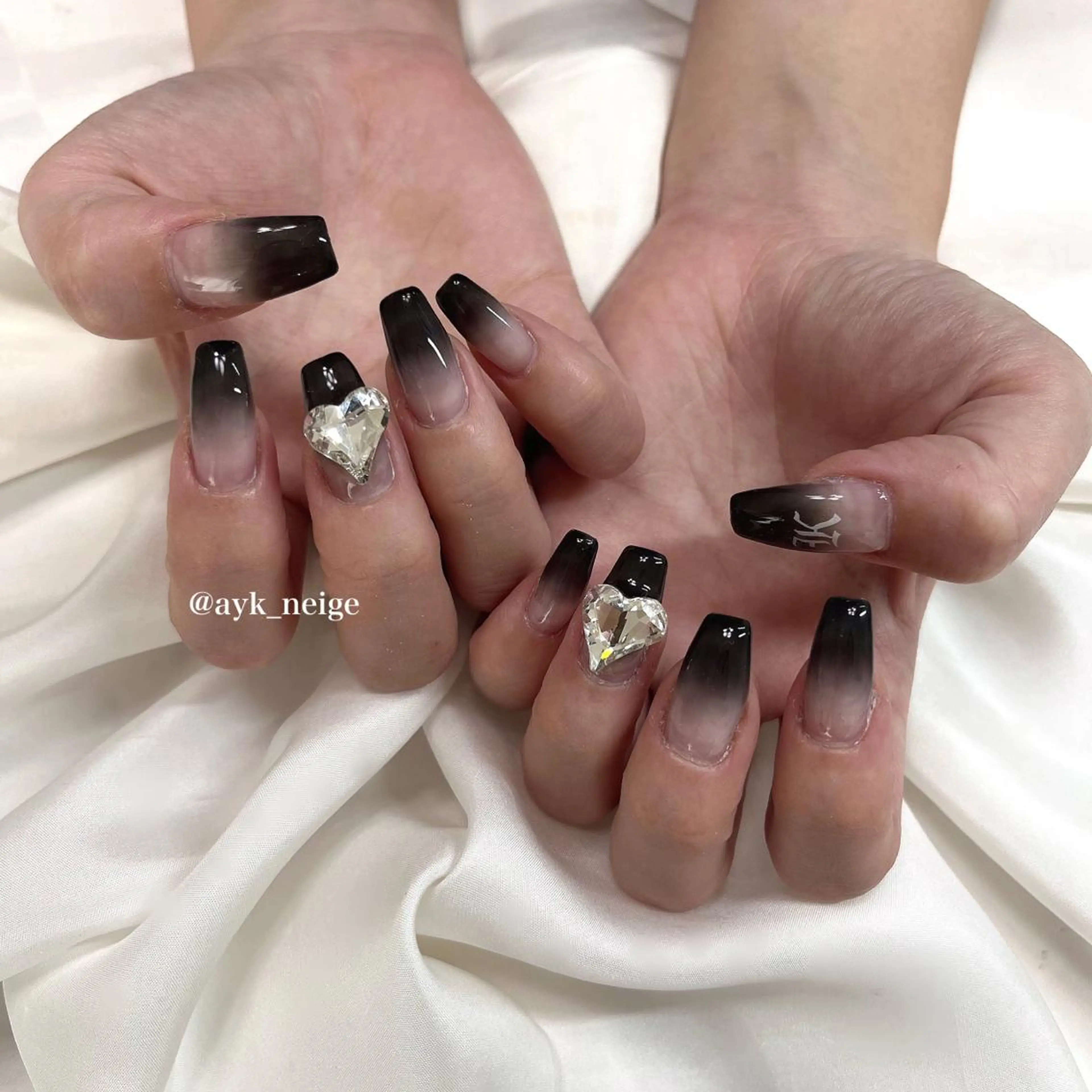 ネイル フットネイル フレンチネイル ガラスフレンチ グラデーション 韓国ネイル n'eige nail所属・大谷 綾香のネイルデザイン