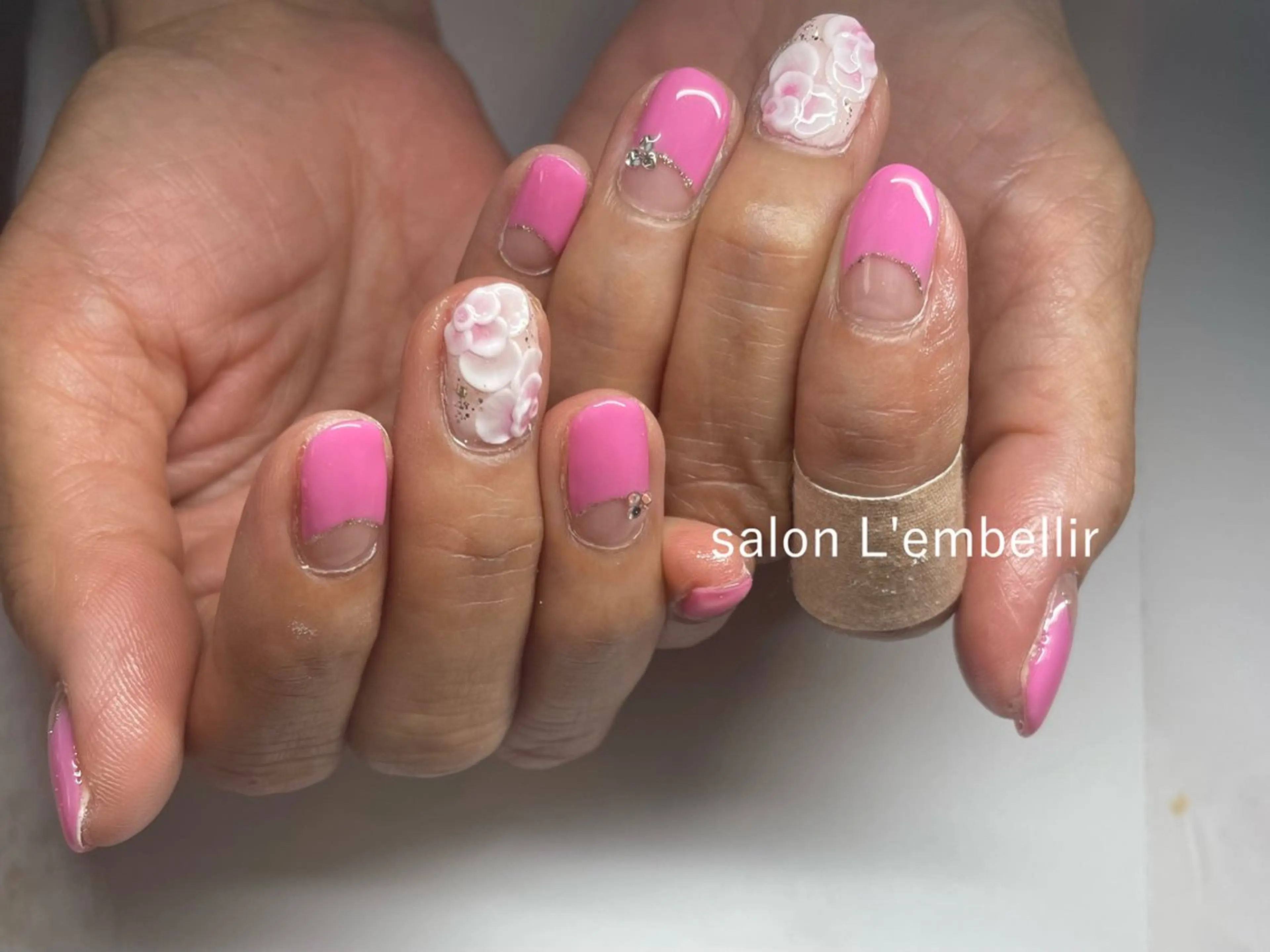 ネイル フラワーネイル フレンチネイル salon L'embellirのネイルデザイン