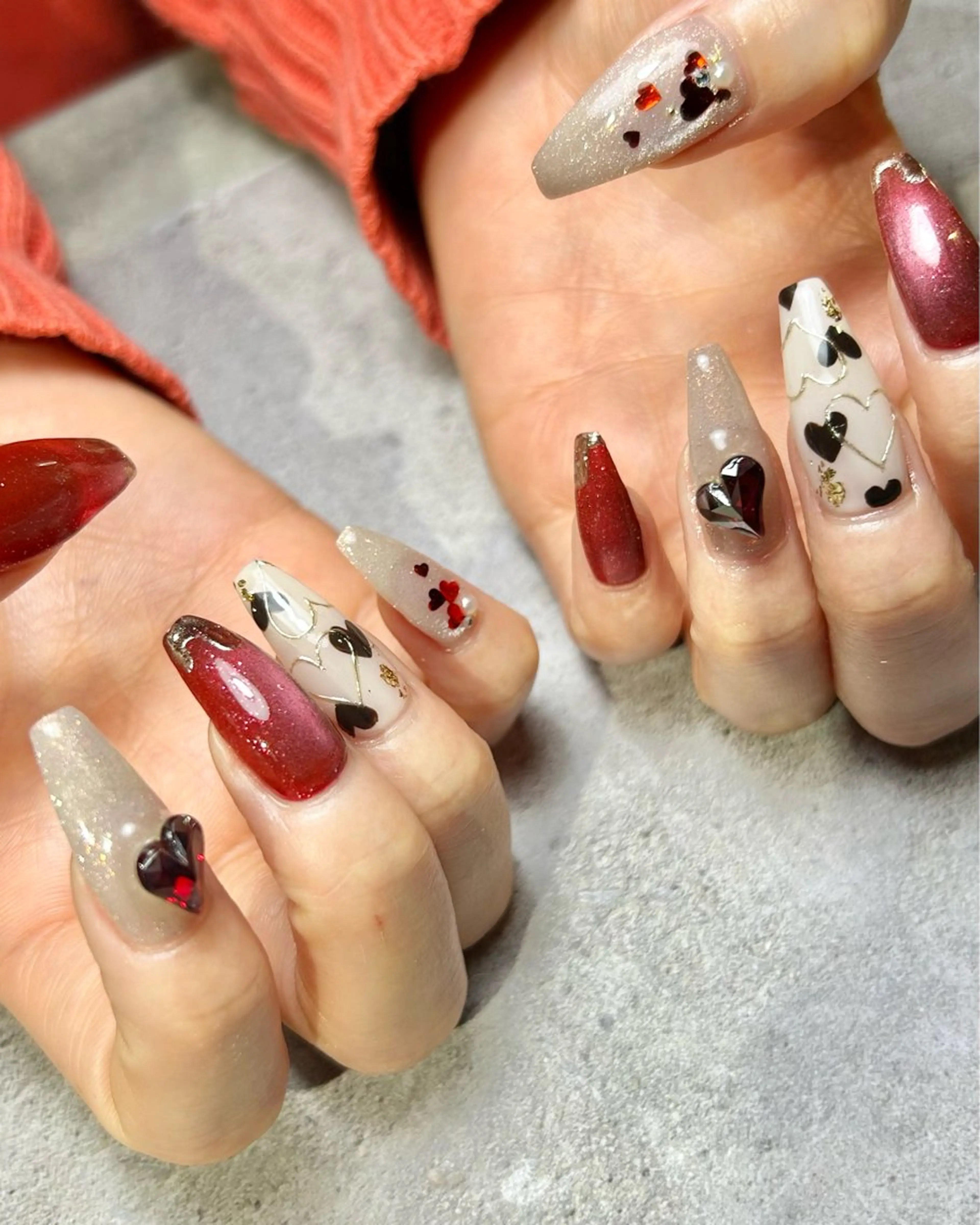 ネイル ロングネイル バレンタイン ハンドネイル Reflection marikoのネイルデザイン