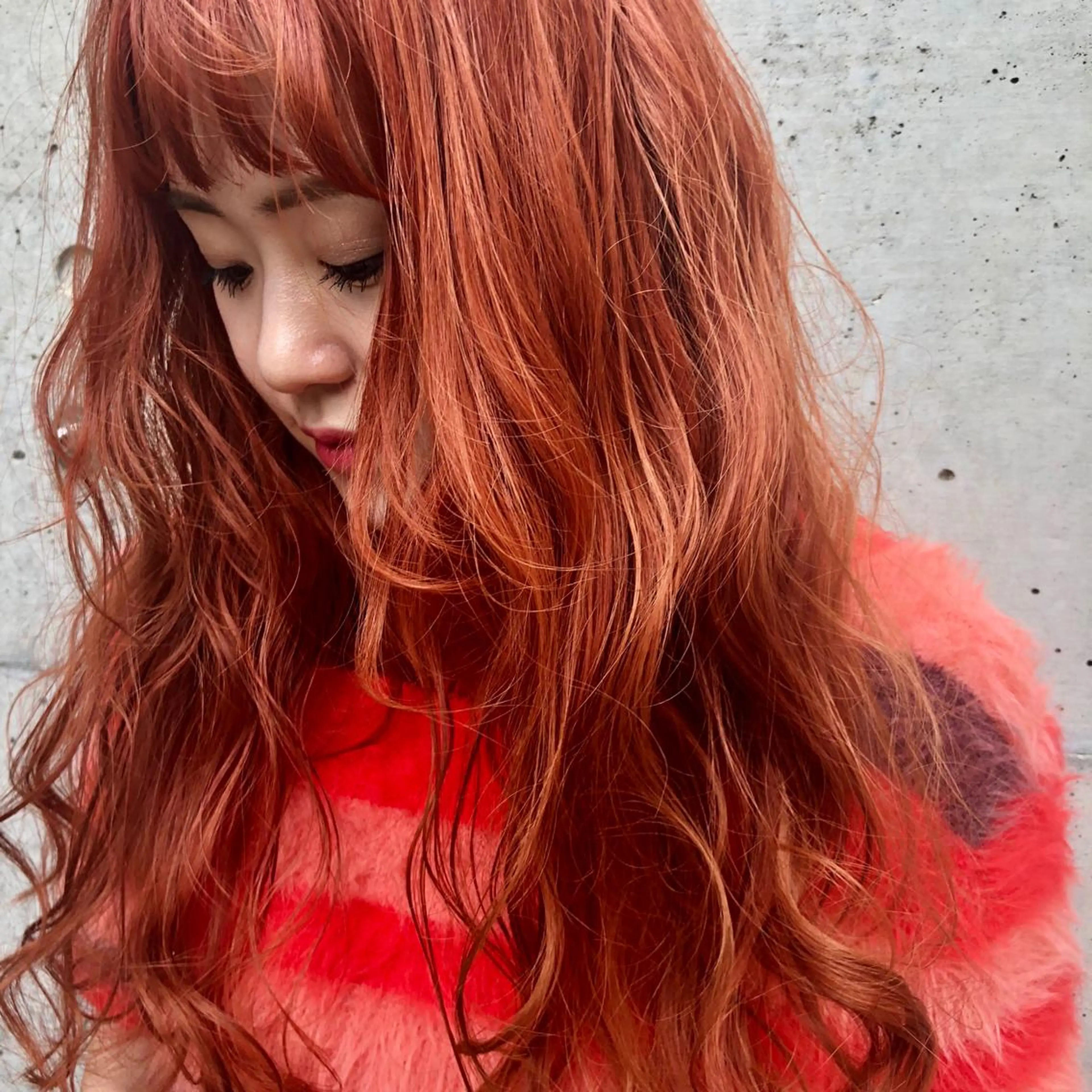 ロング カラー ブリーチ moana surfriderのヘアスタイル