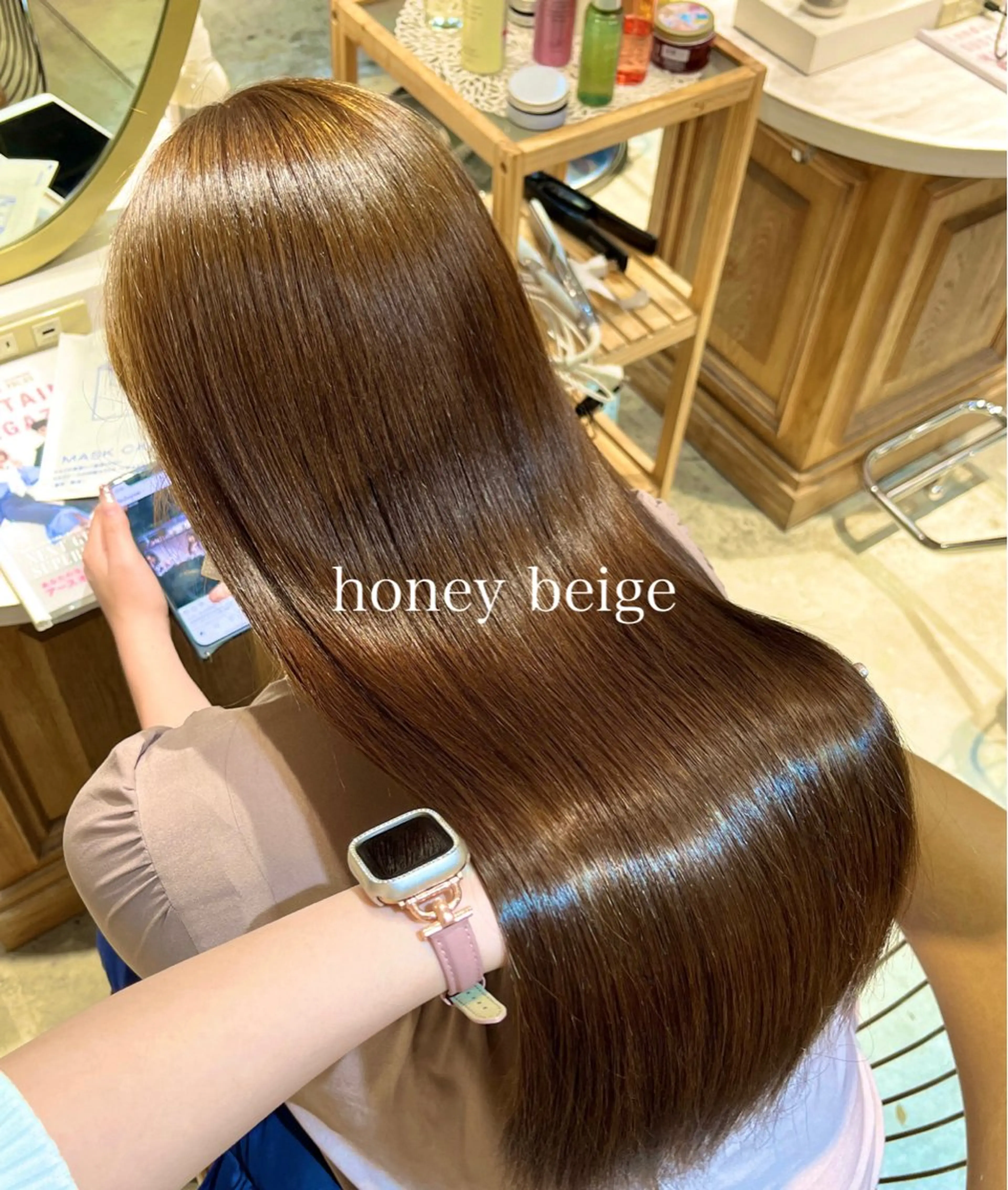 ロング カラー バレイヤージュ ベージュカラー ブリーチ ボルドーカラー ケアブリーチ ヘアカラー トリートメント SALOWIN新宿三丁目East 3F所属・髪質改善/縮毛矯正/ レイヤーカットななこのヘアスタイル