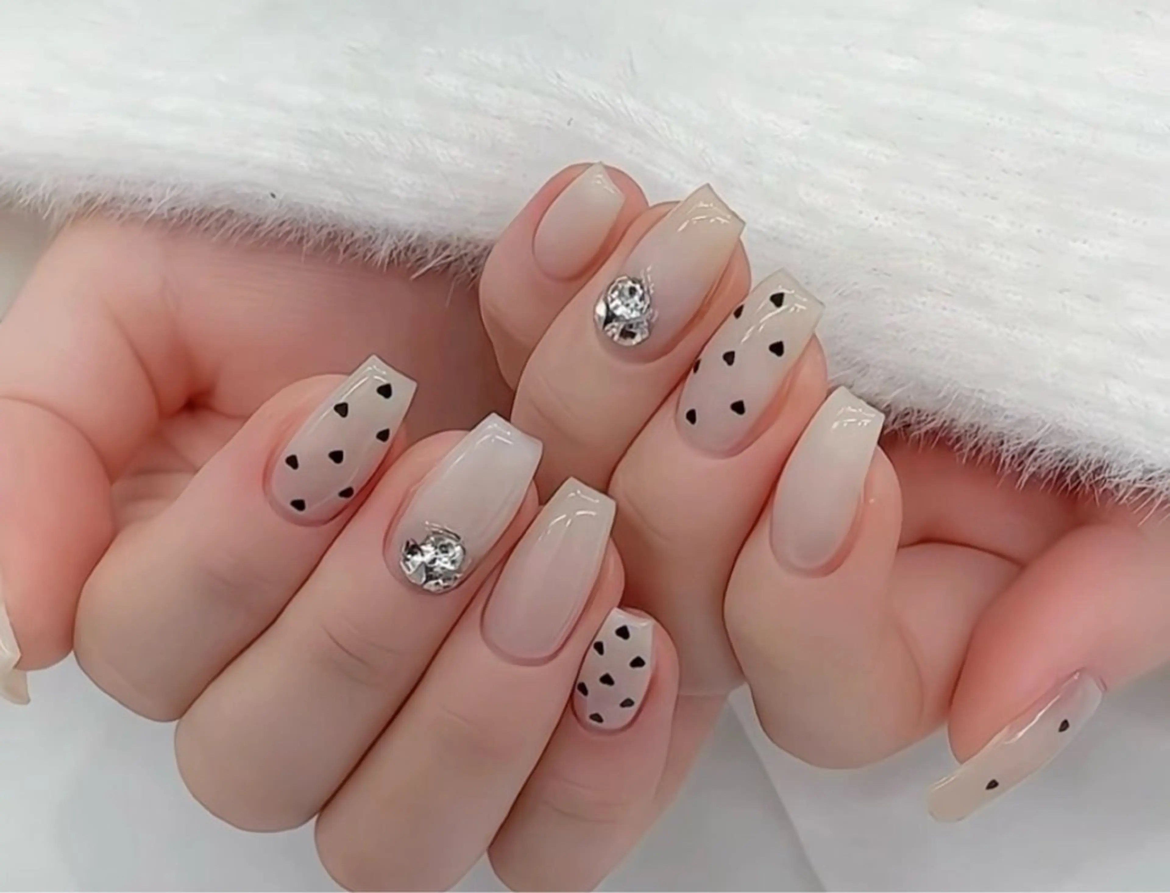 ネイル NailSalon✨ Écrinエクランのネイルデザイン