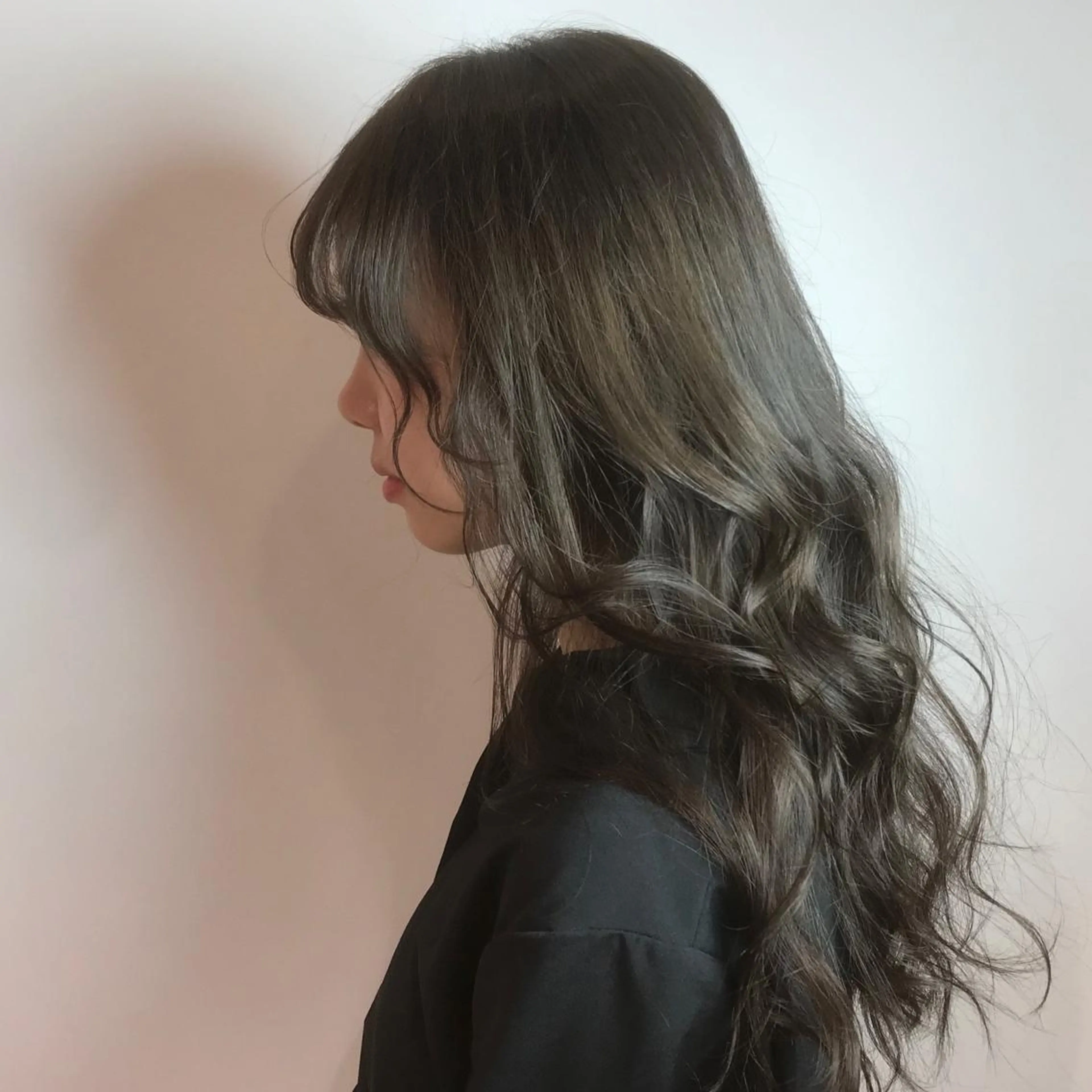 ロング カラー cher. 新井瑞希のヘアスタイル