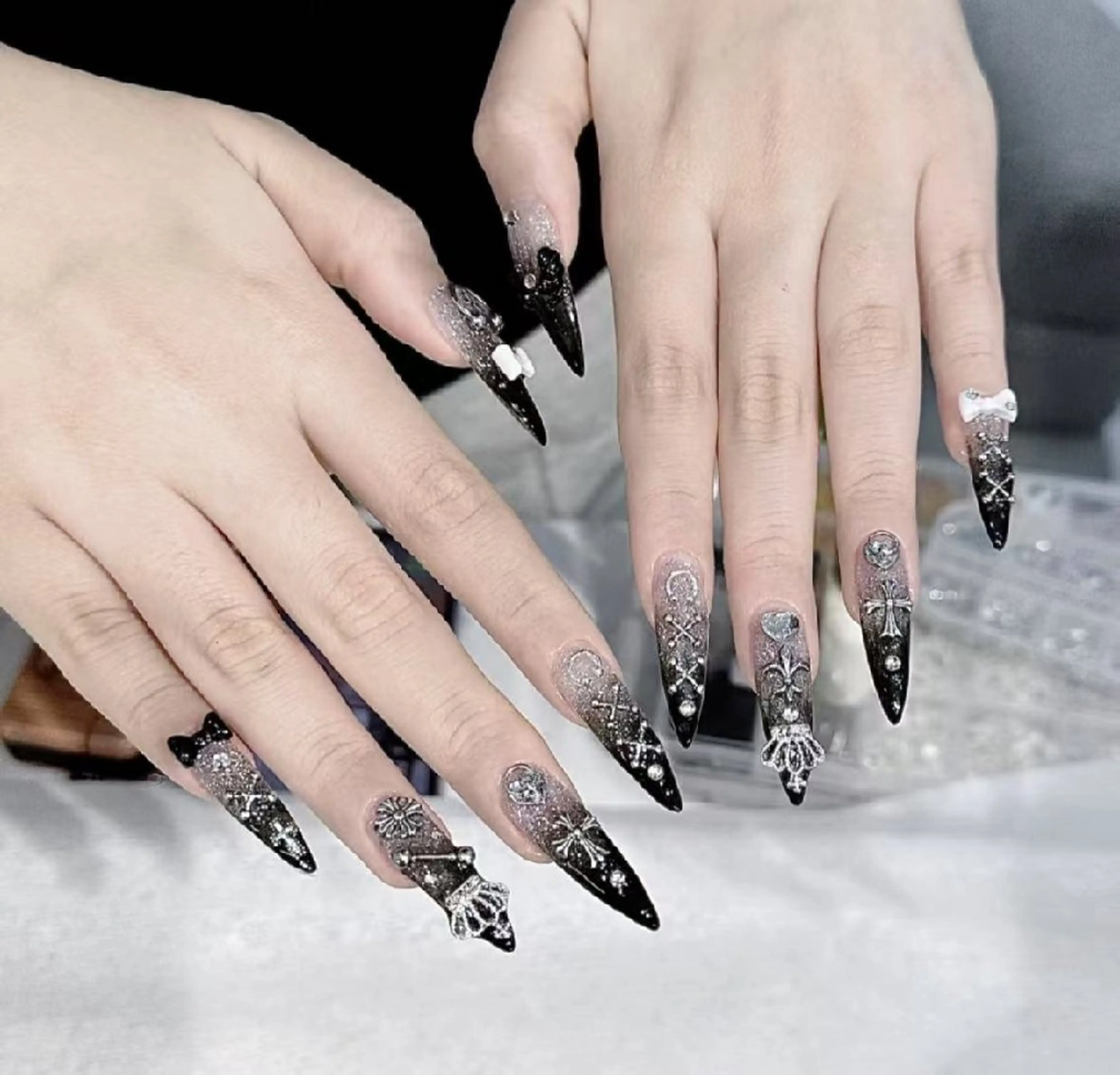 ネイル ハンドネイル Pure&Rich Nailのネイルデザイン