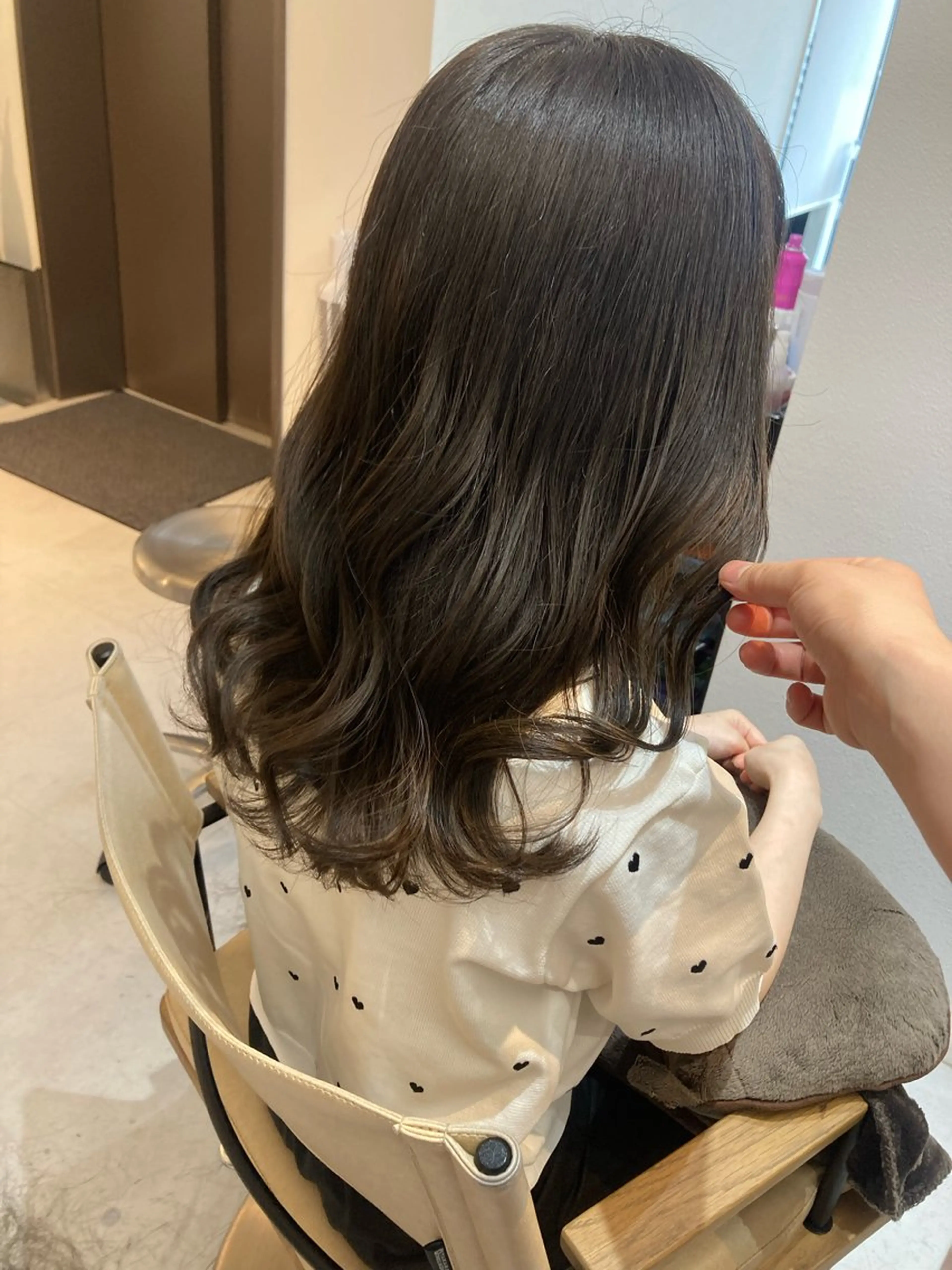 ミディアム カット ヘアカラー トリートメント ✨色持ちの良い艶 カラー✨蟹江真世のヘアスタイル