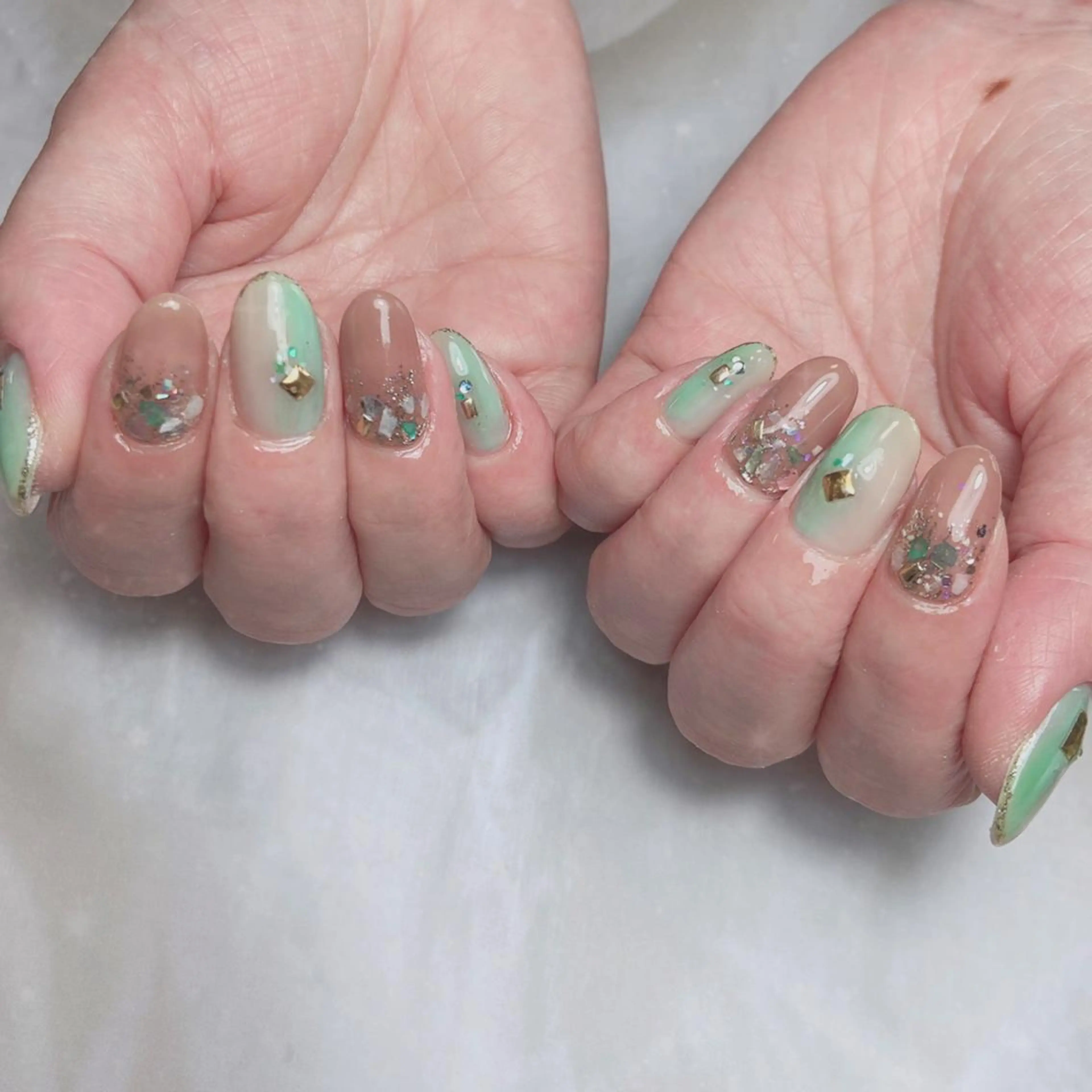 ネイル 土居 夏美/束感マツエクのマツエク・マツパデザイン