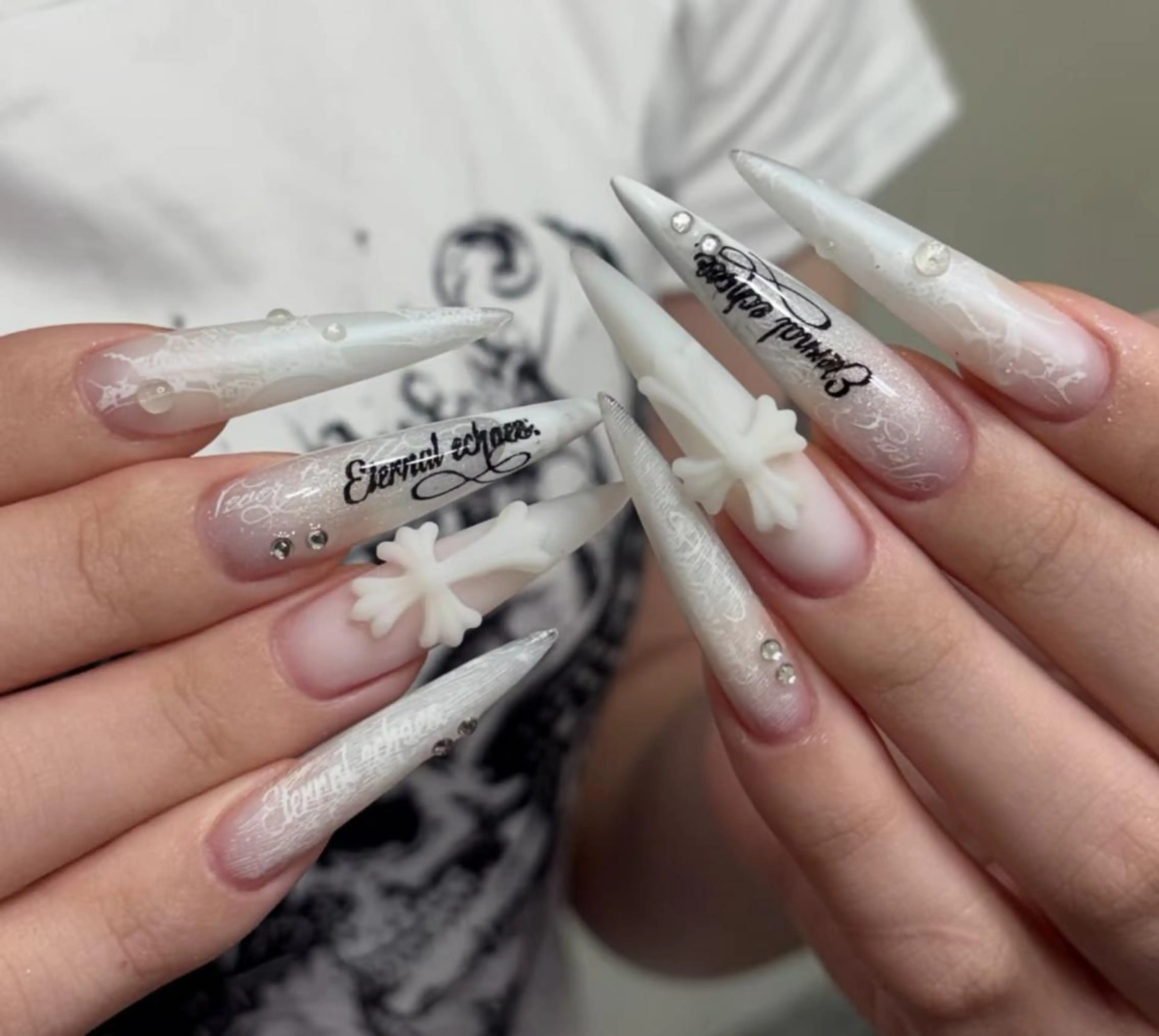 ネイル ハンドネイル 🎀 Ayaka_nailのネイルデザイン