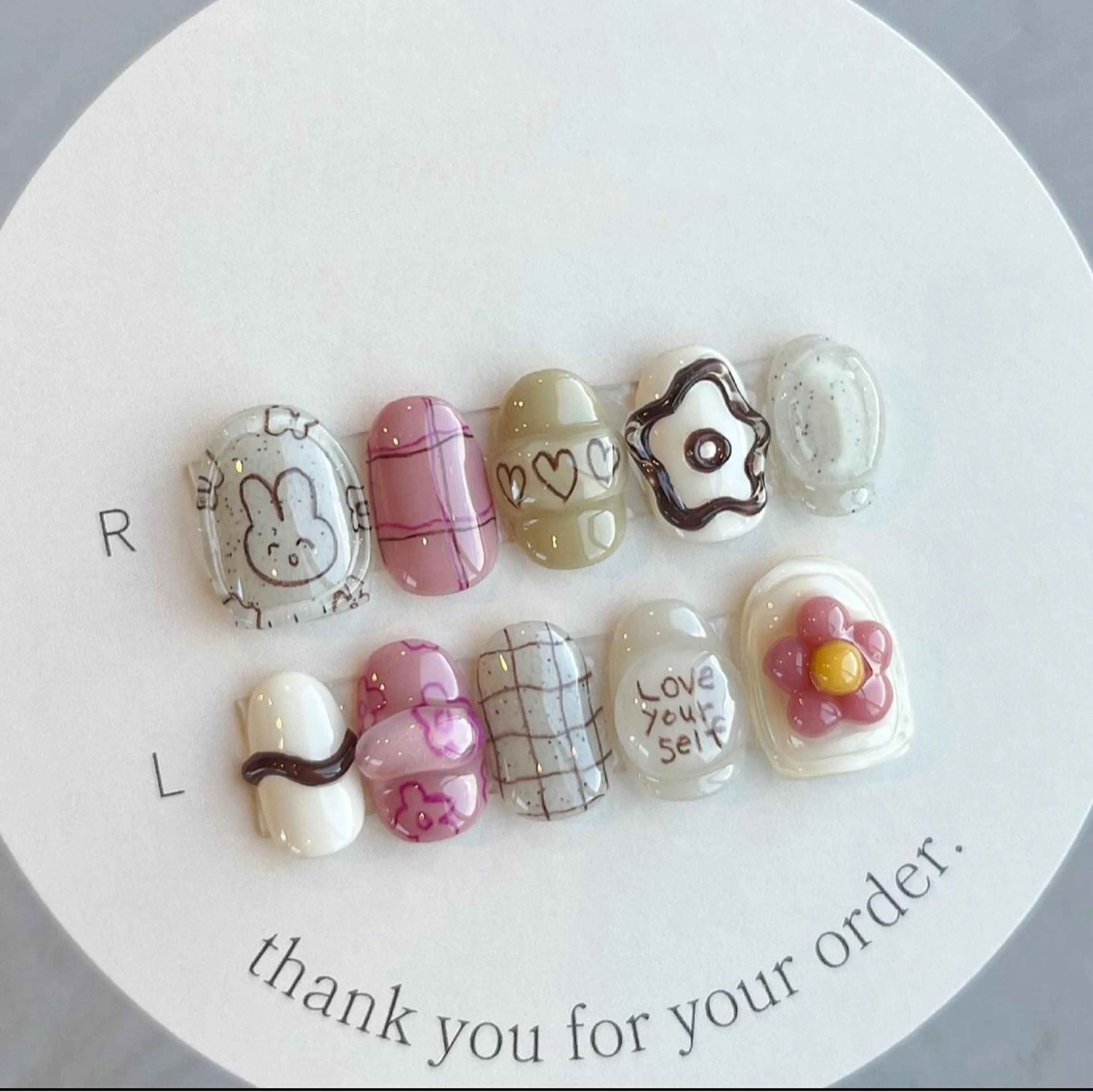 ネイル ハンドネイル eason chenのネイルデザイン