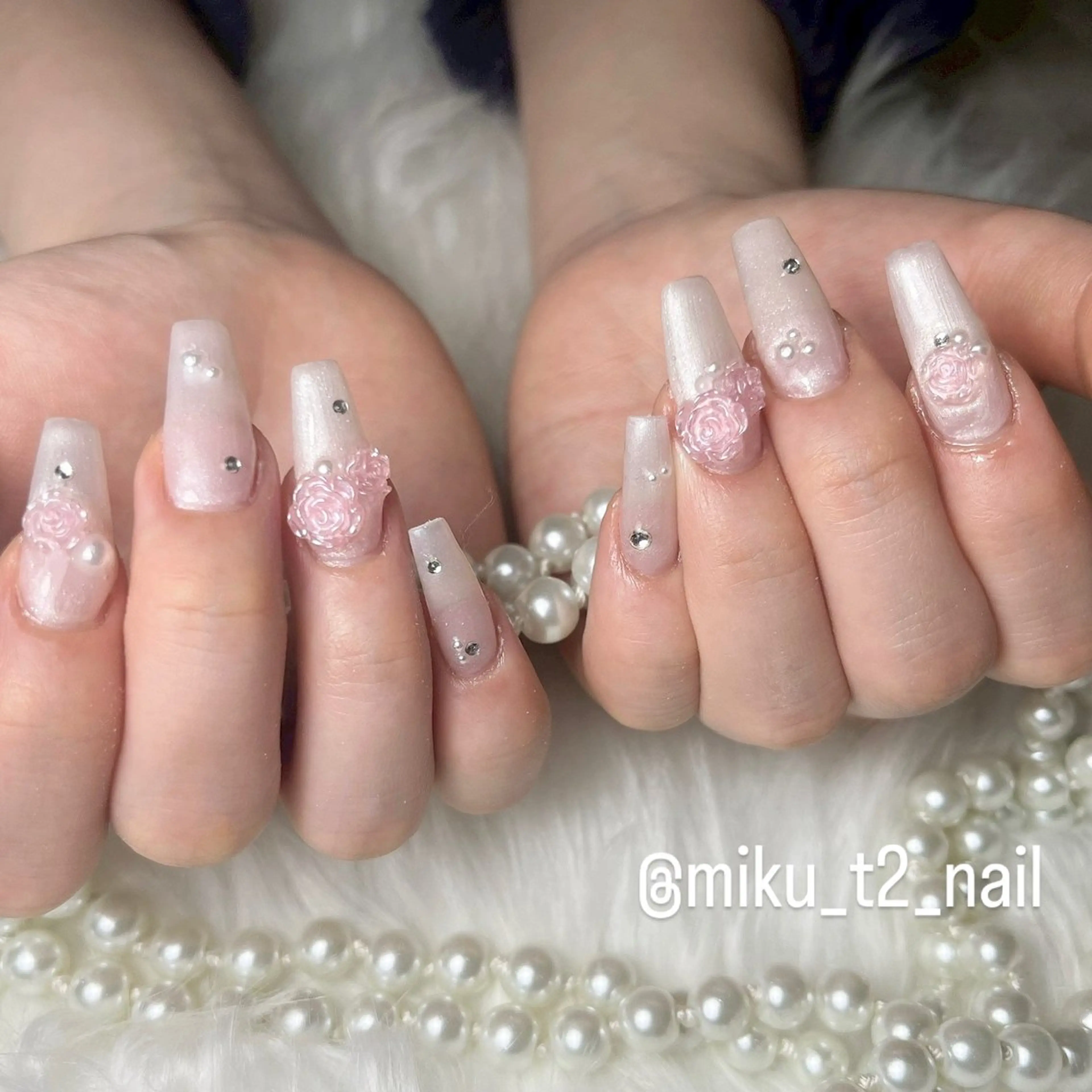 ネイル ハンドネイル nail salon T2所属・MI KUのネイルデザイン