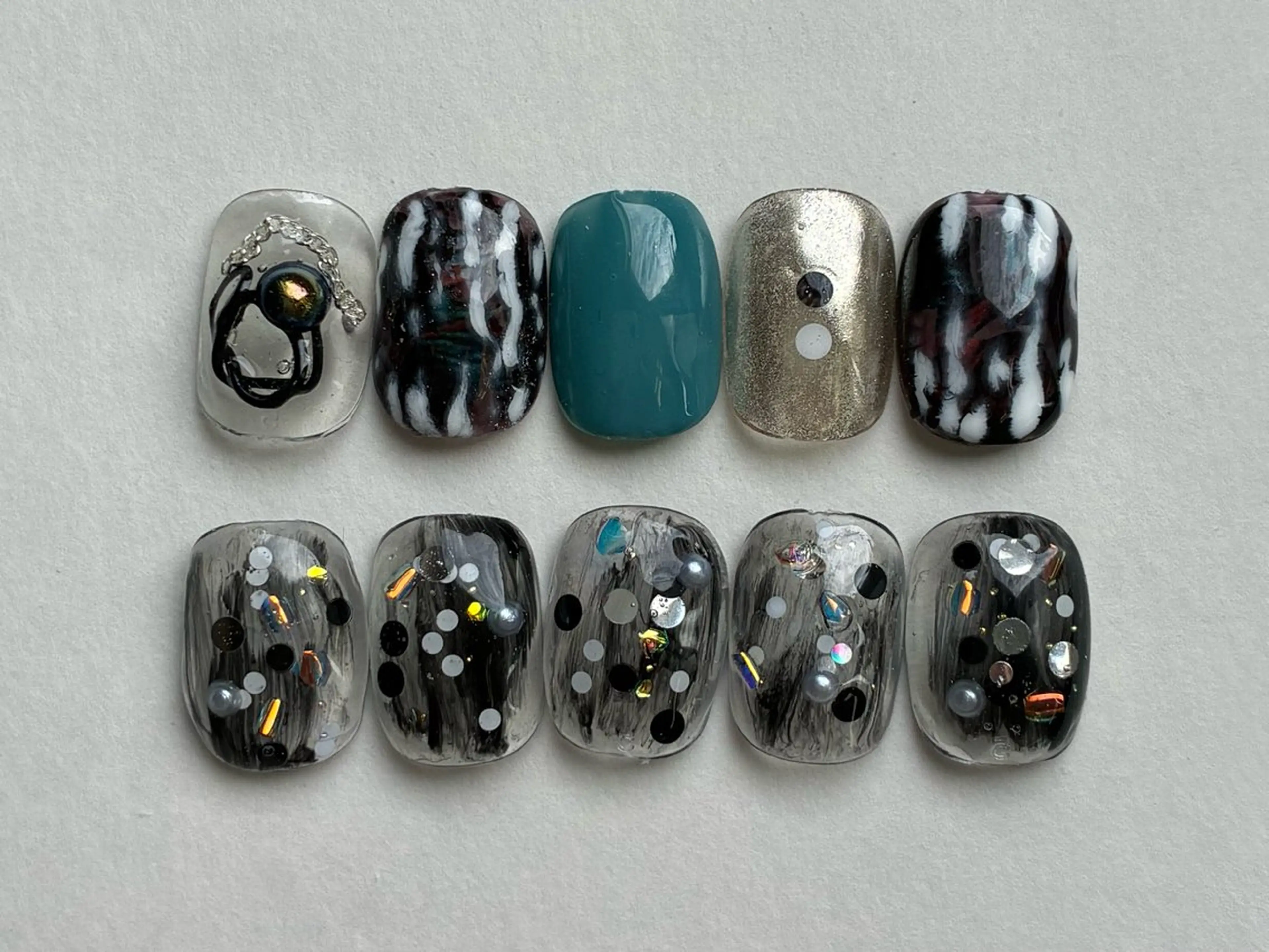 ネイル ハンドネイル フットネイル salon Re:のネイルデザイン