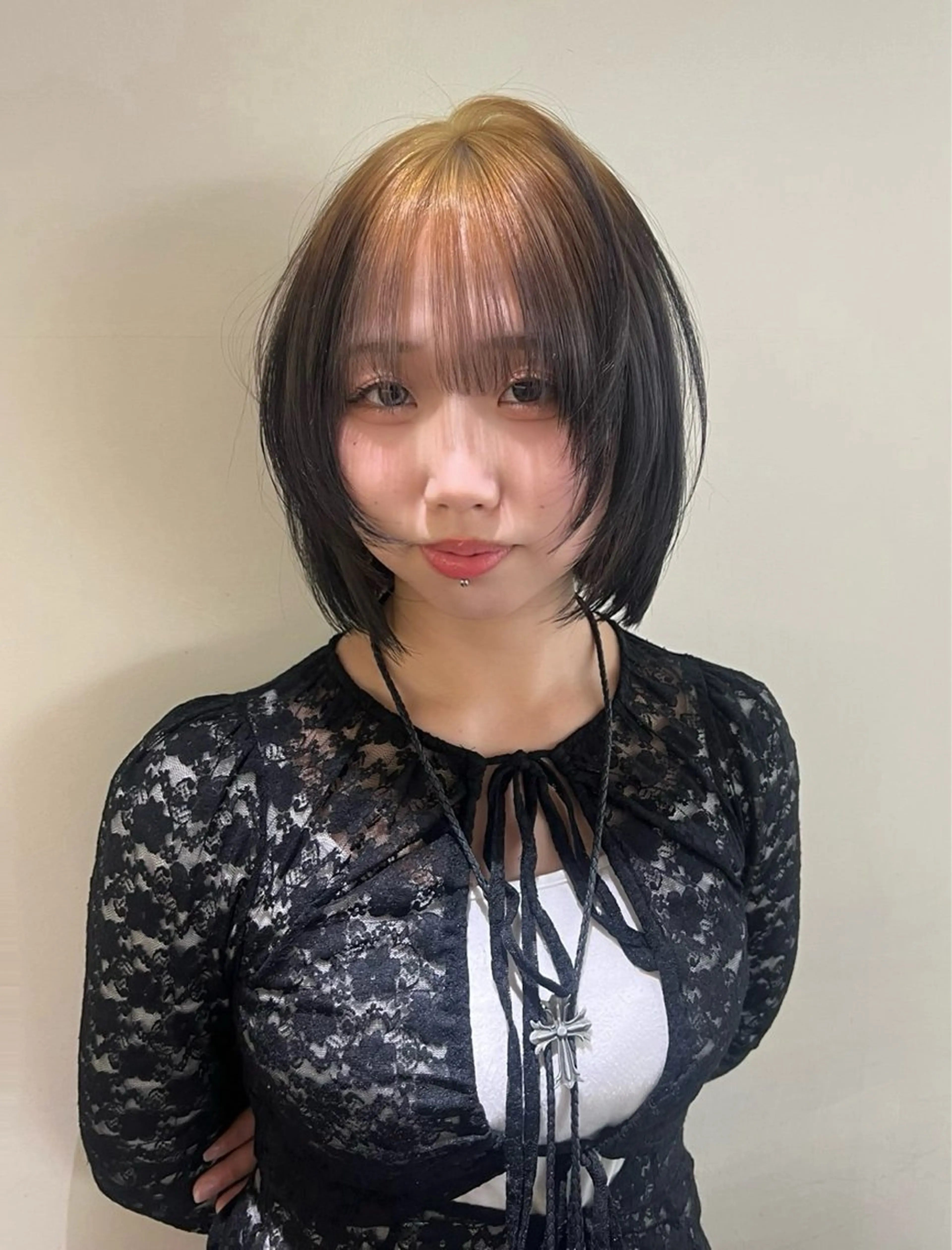 ミディアム ヘアカラー レイヤーカット／ ハイトーン/Moeのヘアスタイル