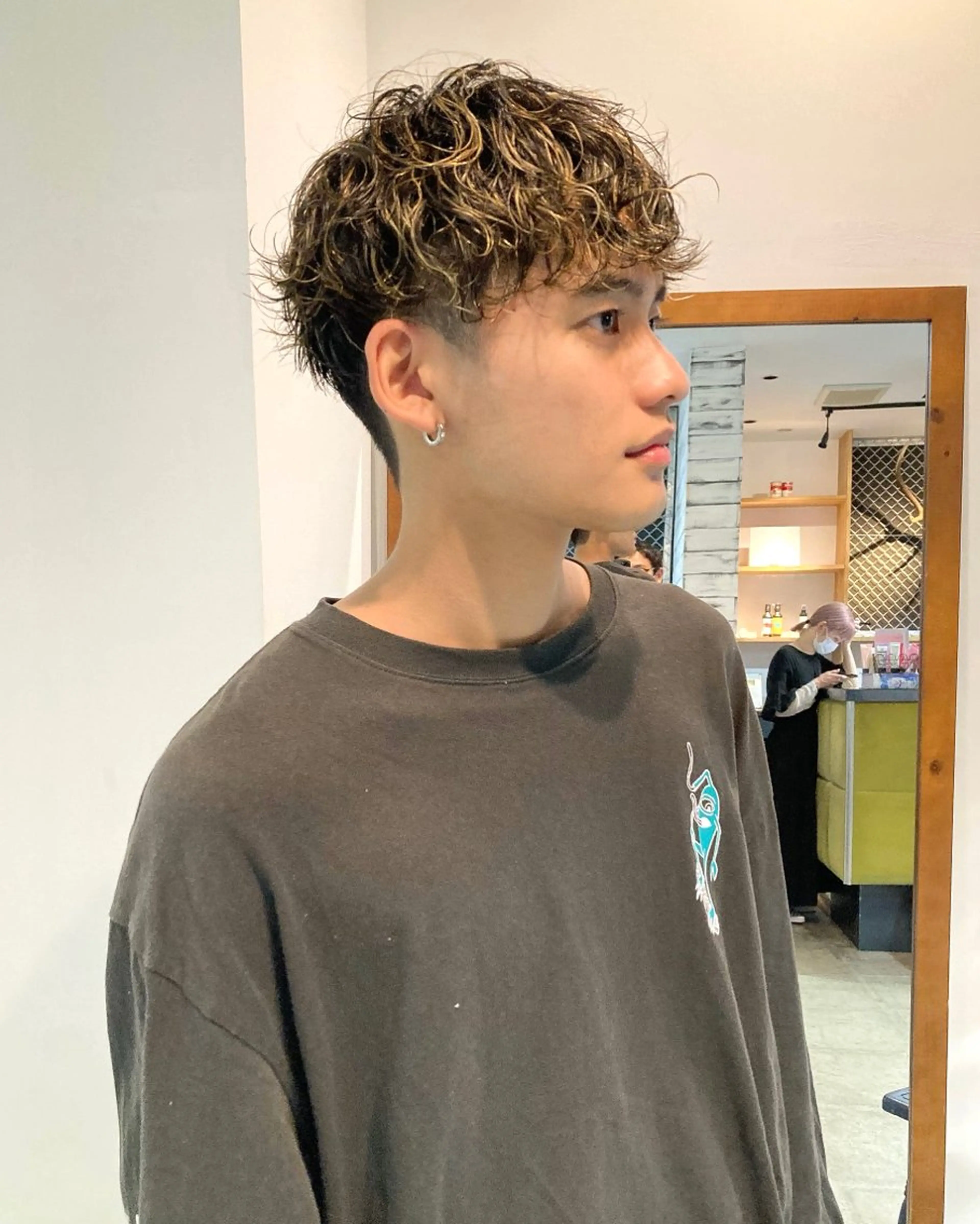 カット＋ブリーチハイライト＋カラーの写真